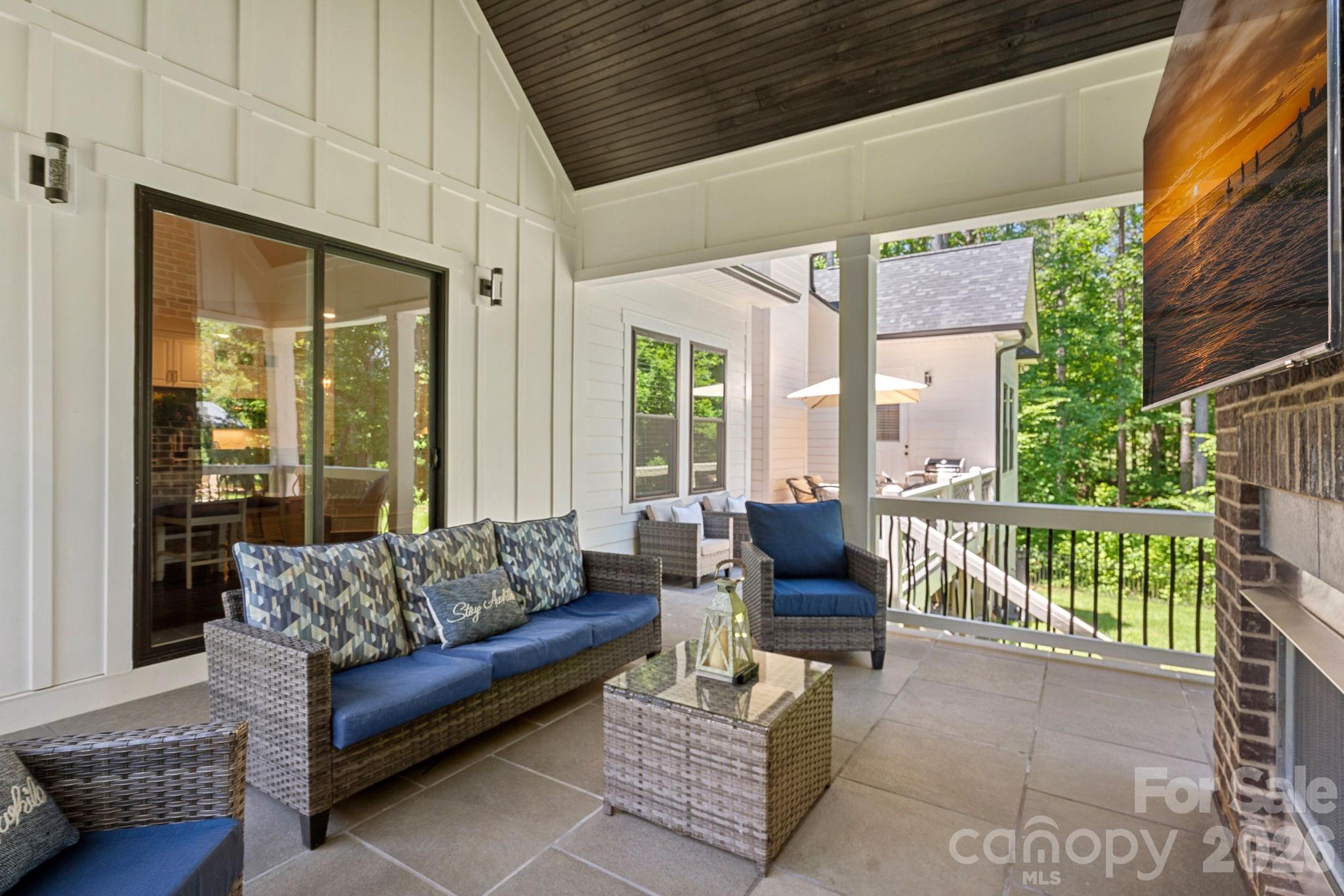 156 Crooked Branch Way — Troutman