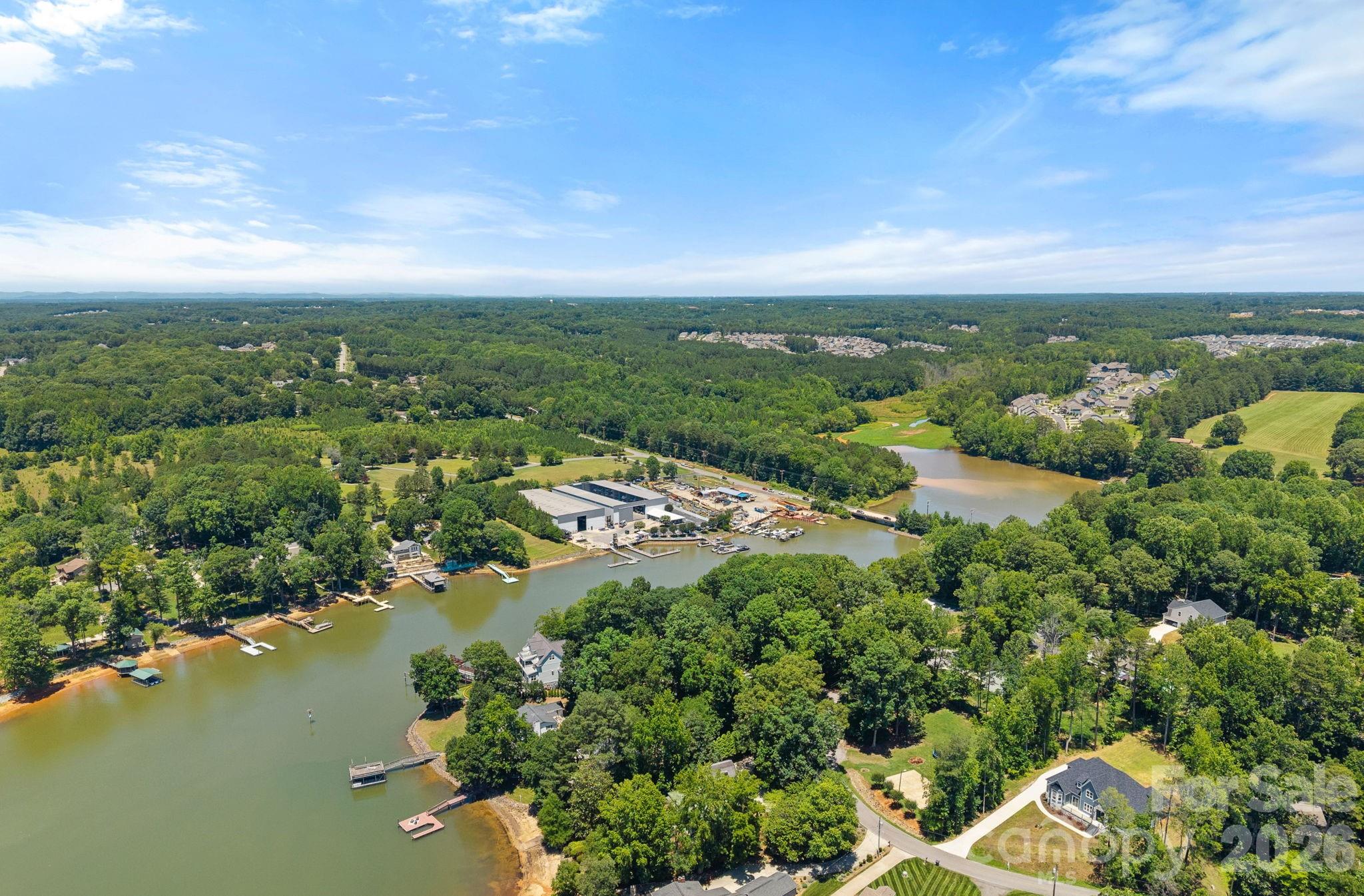 156 Crooked Branch Way — Troutman