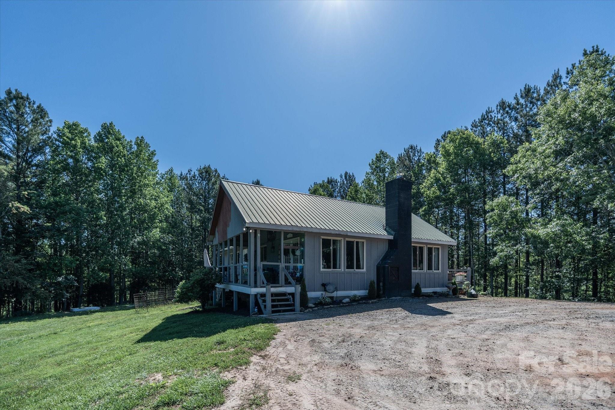 1194 Palmer Road — Mill Spring