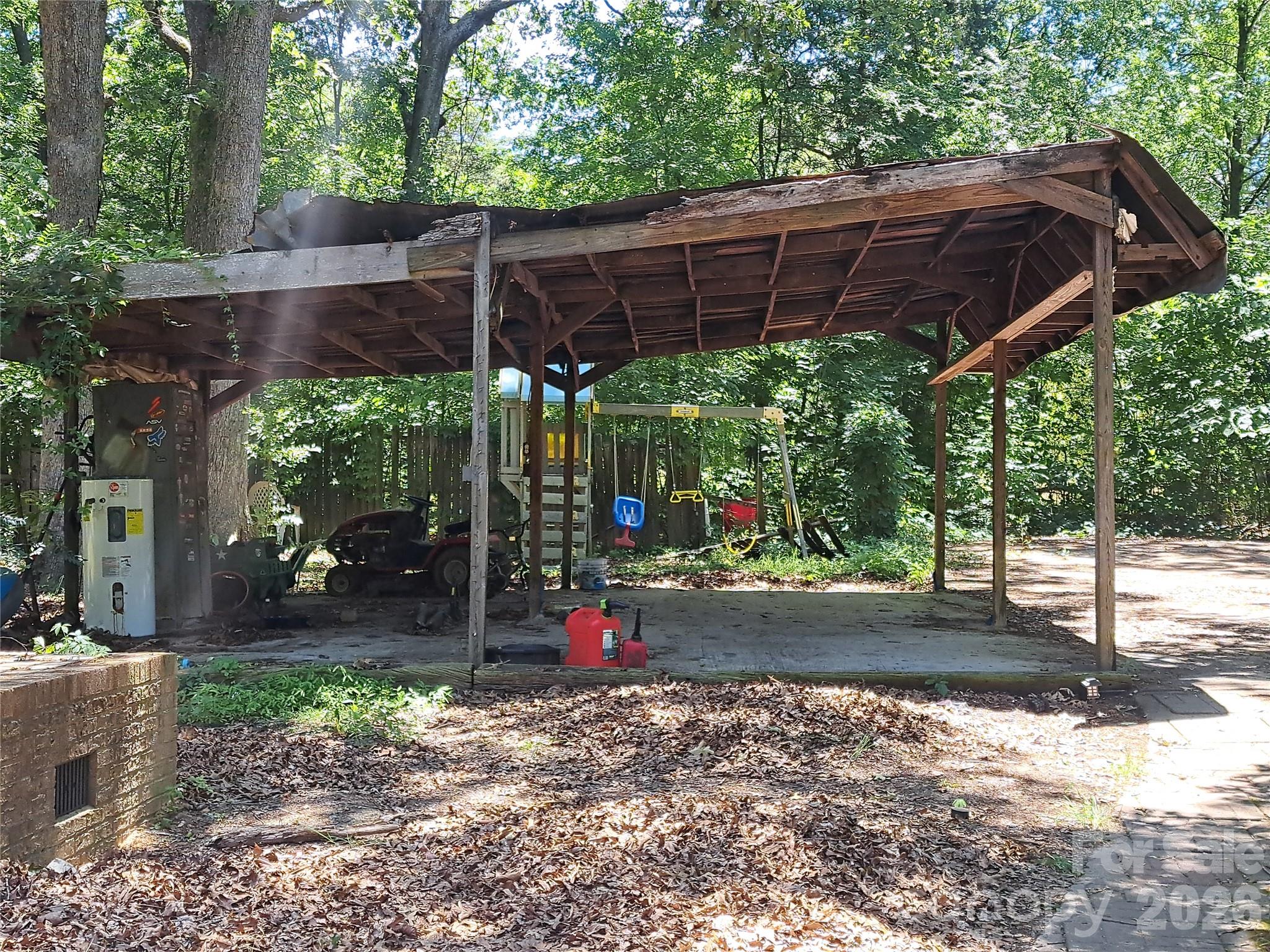 1515 Emanuel Church Road — Rockwell