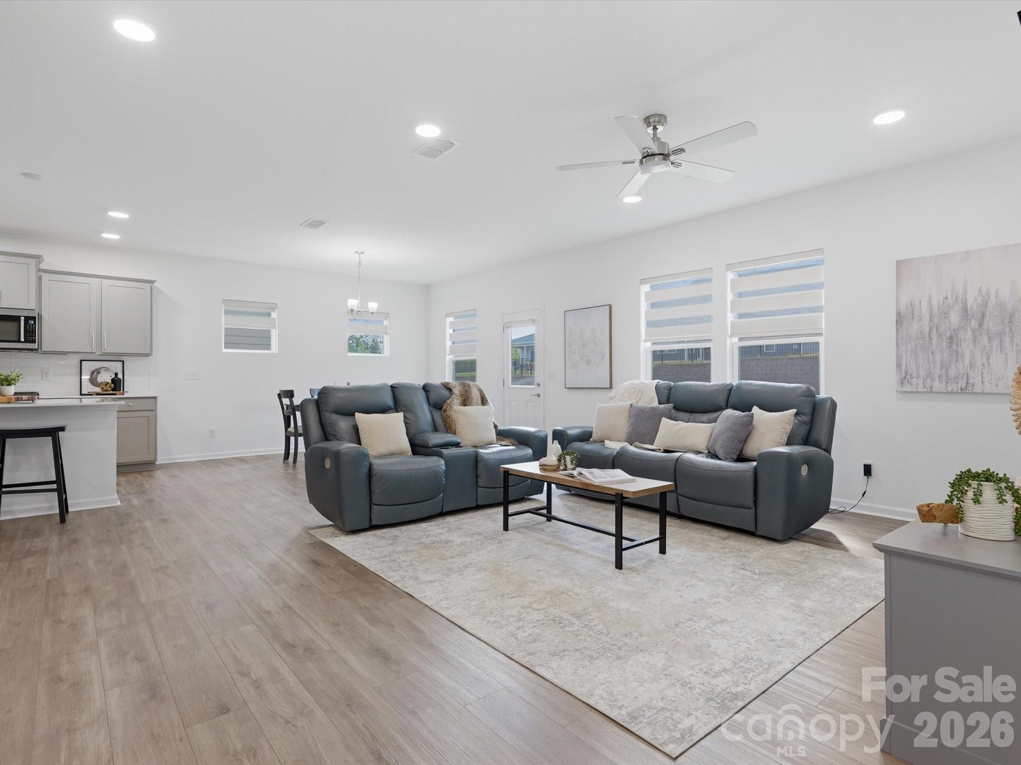 11126 Glasden Road — Charlotte