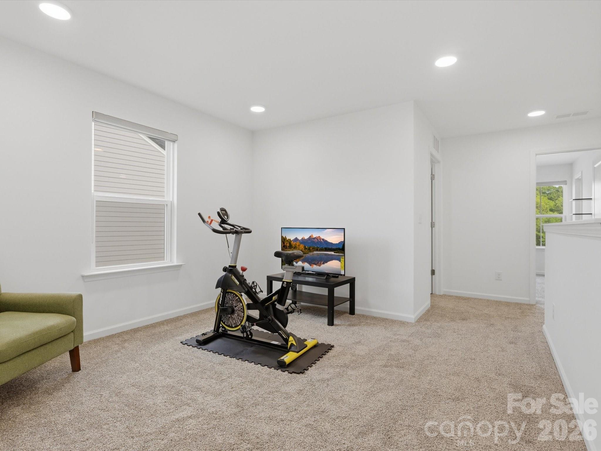 11126 Glasden Road — Charlotte