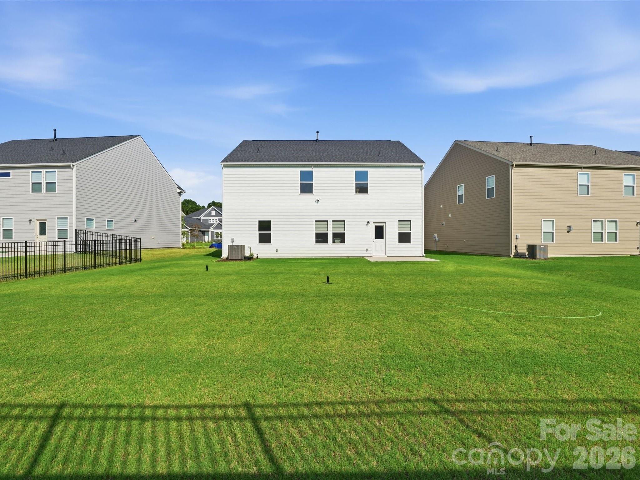 11126 Glasden Road — Charlotte
