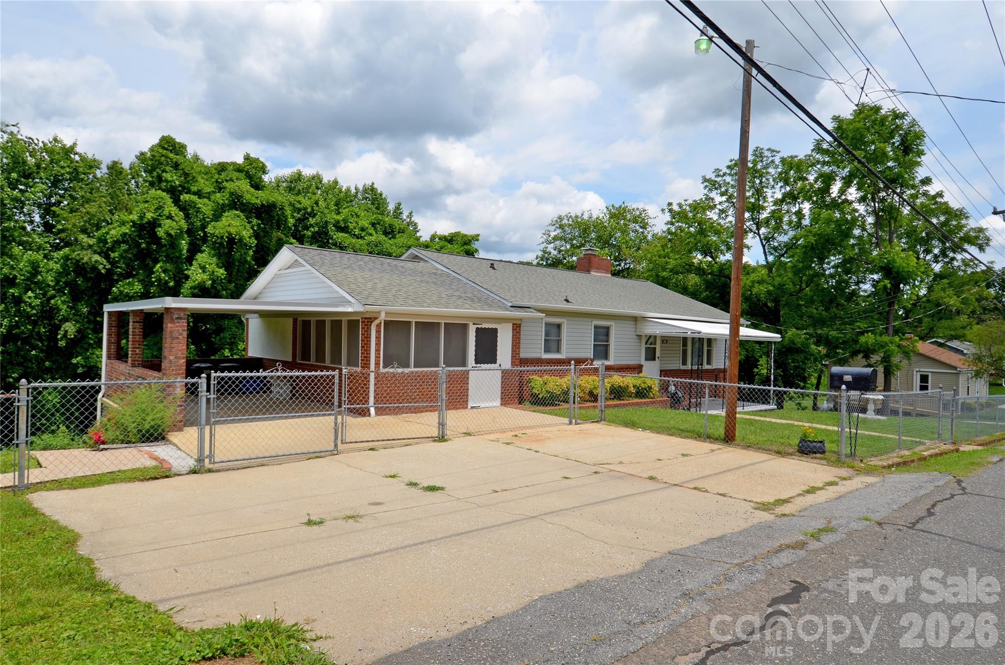 309 Morehead Road — Marion