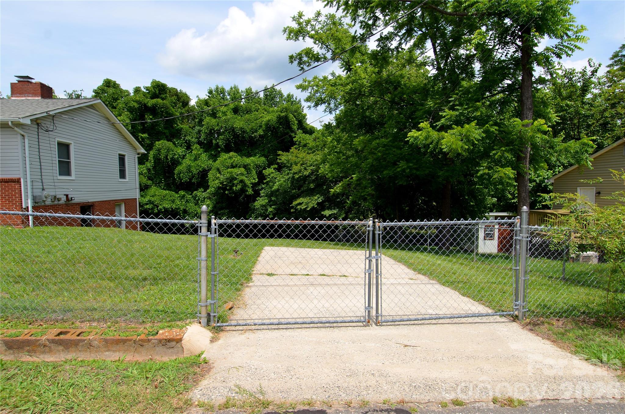 309 Morehead Road — Marion