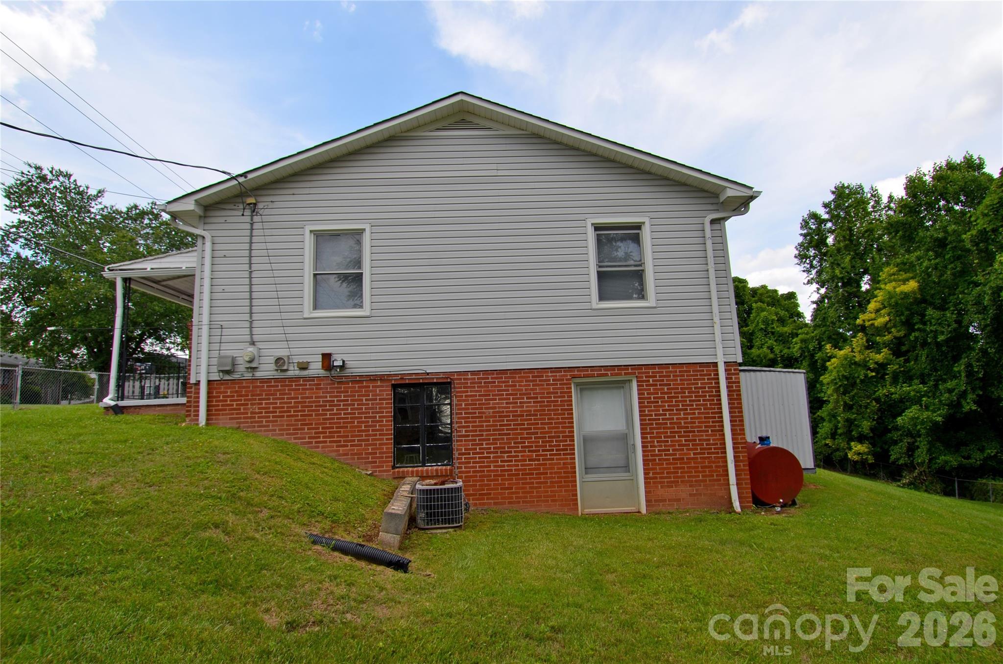 309 Morehead Road — Marion