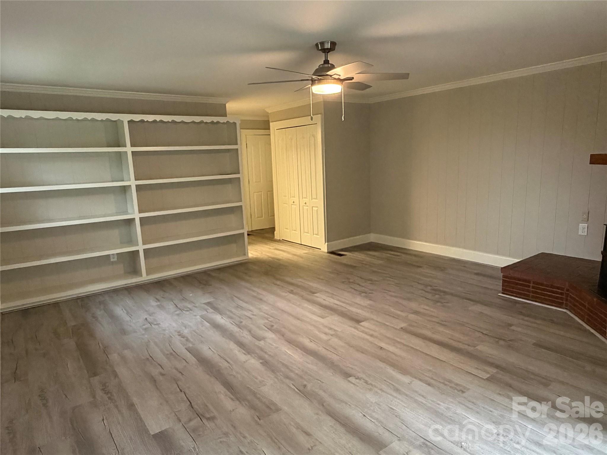 901 Ridgecrest Drive NE — Lenoir