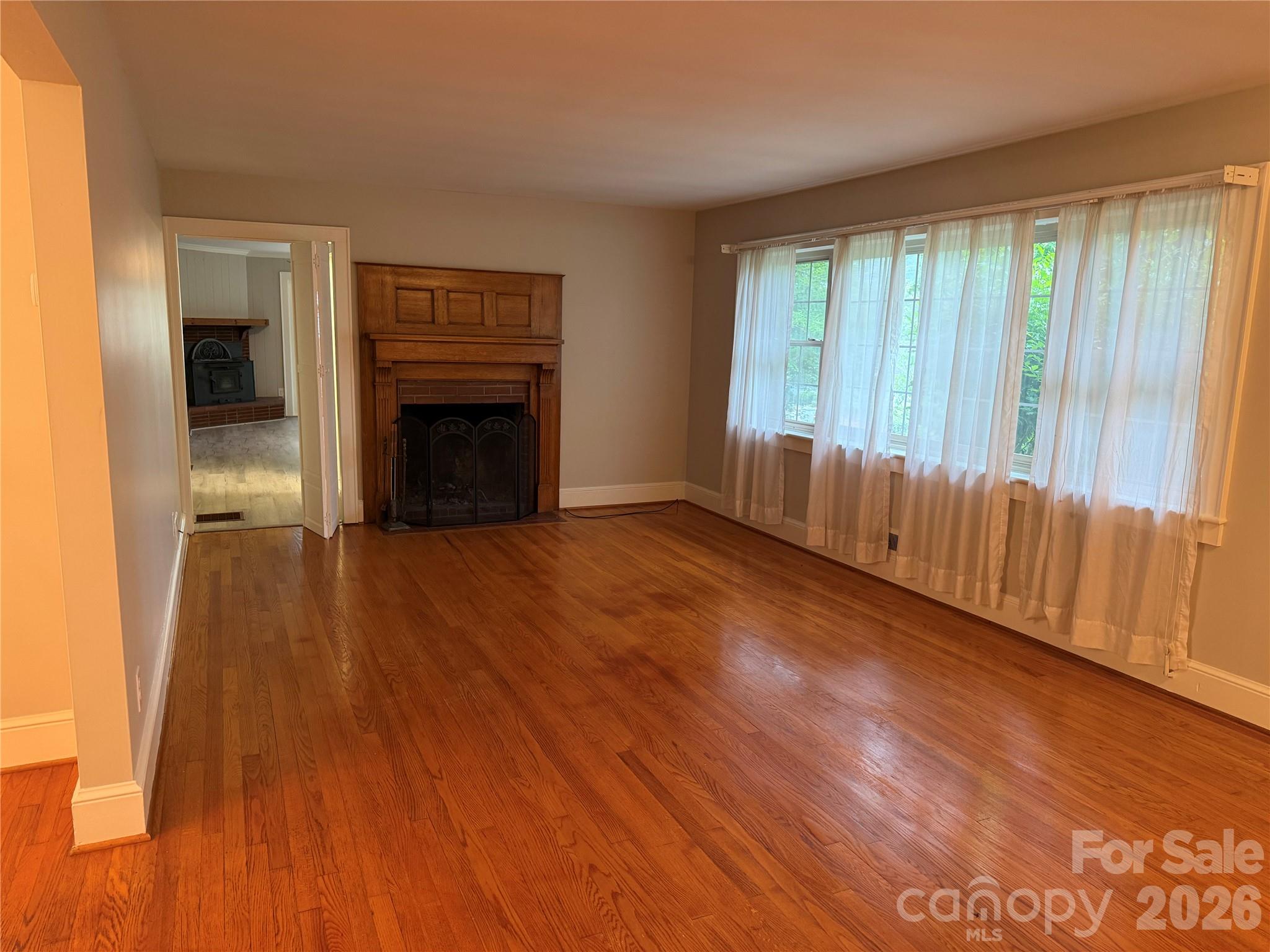 901 Ridgecrest Drive NE — Lenoir
