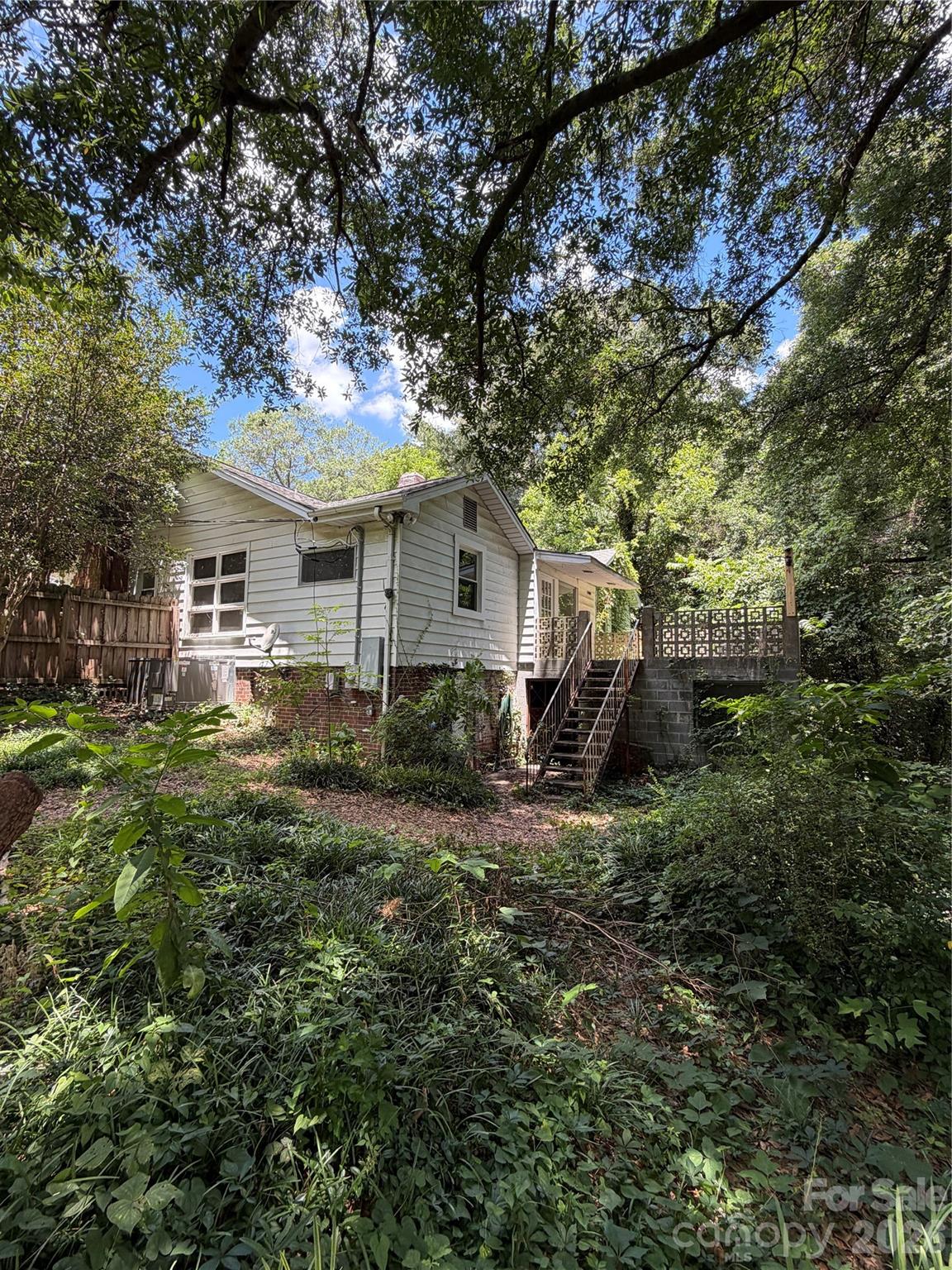 1911 White Street — Gastonia