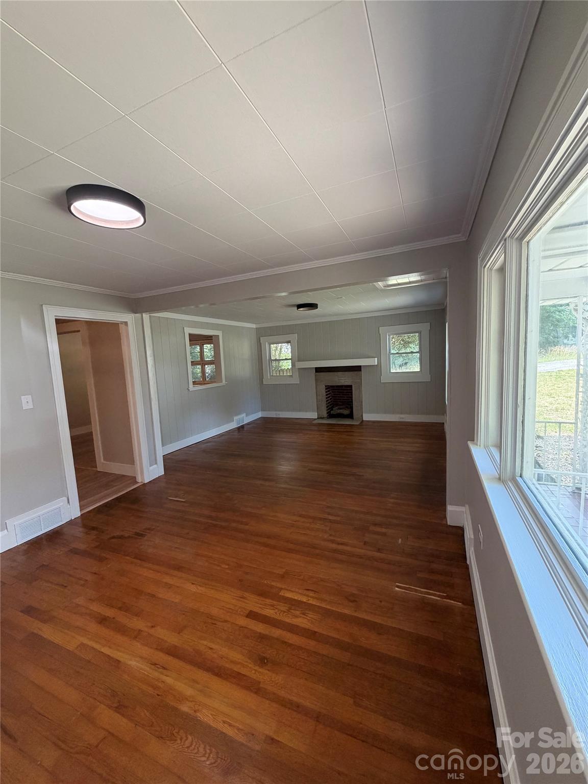 1911 White Street — Gastonia