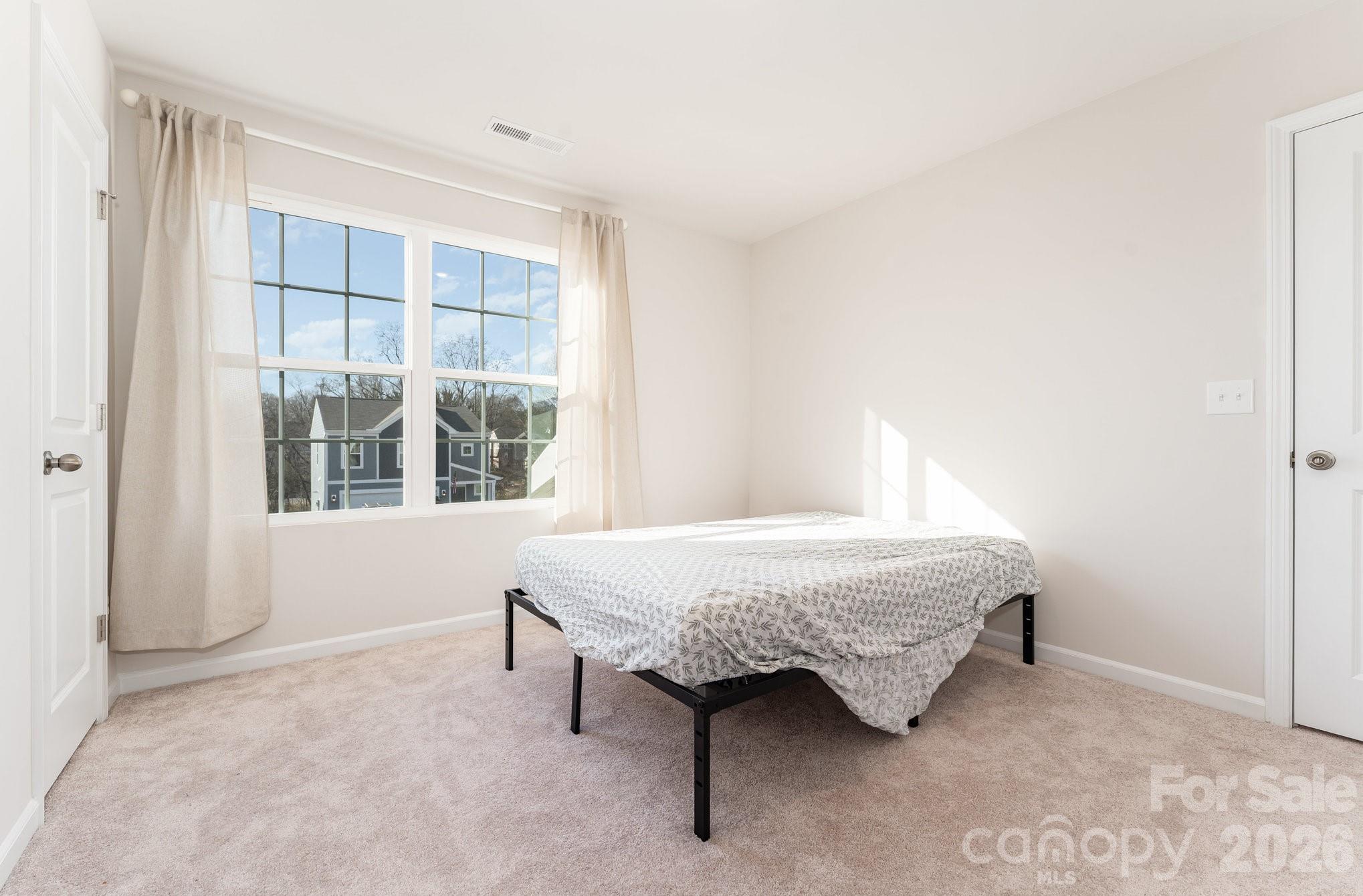 150 Mountain Bridge Way — Statesville