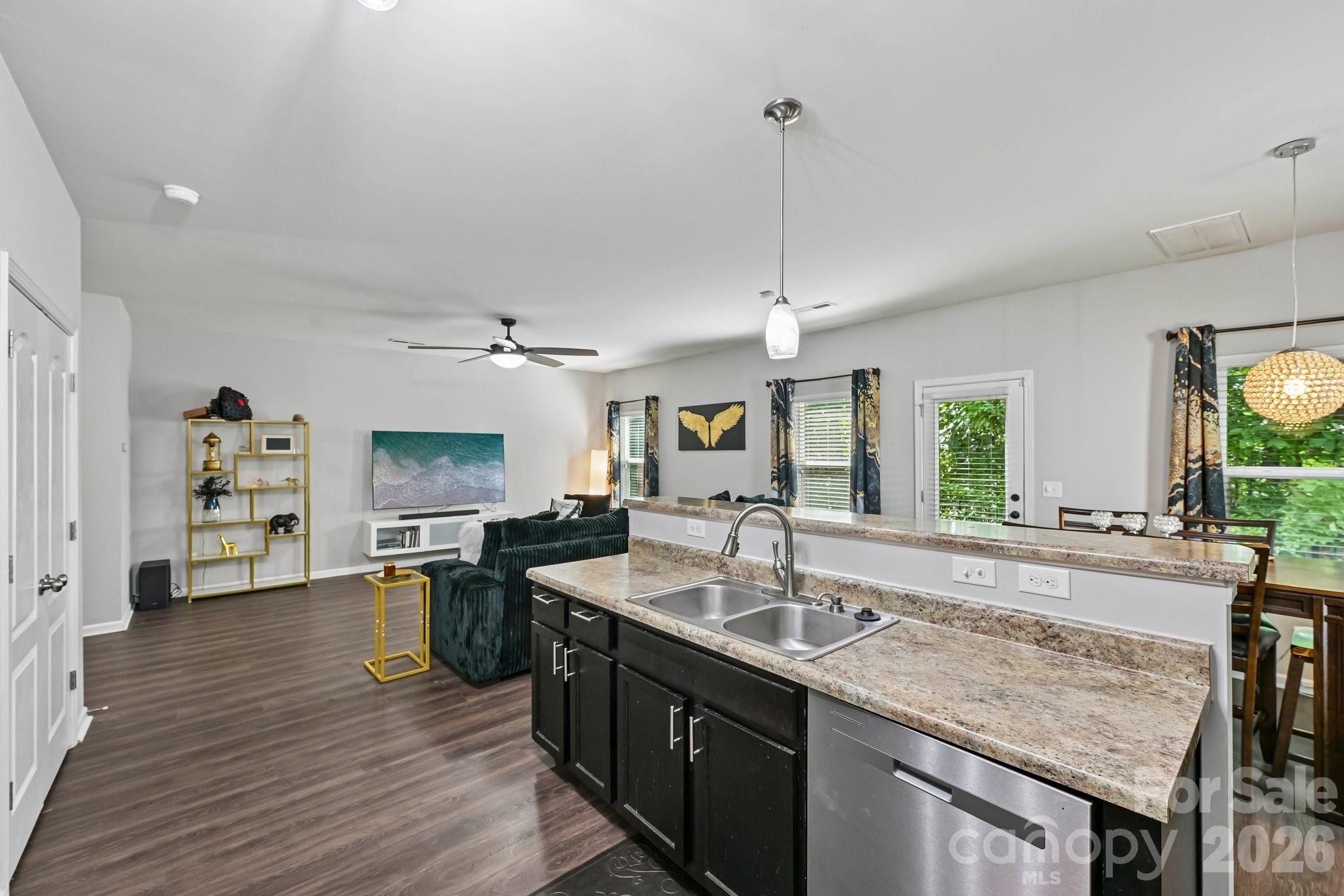 2206 Turtle Point Road — Charlotte