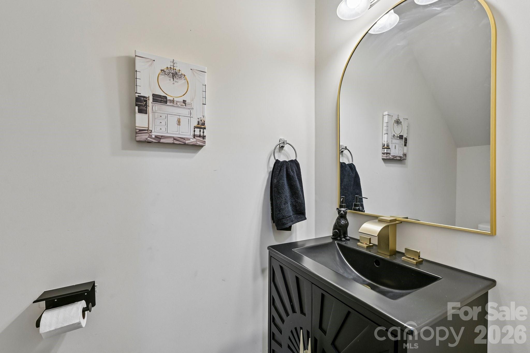 2206 Turtle Point Road — Charlotte
