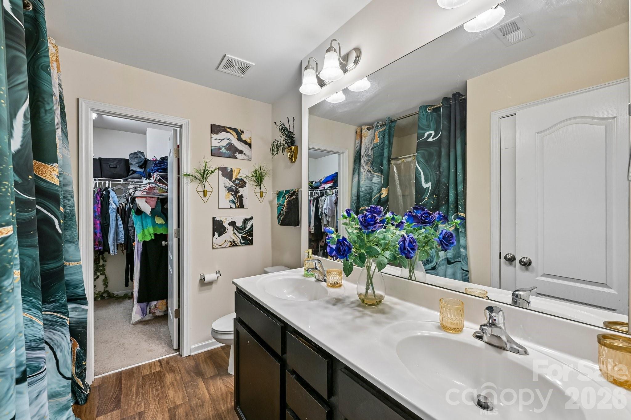 2206 Turtle Point Road — Charlotte