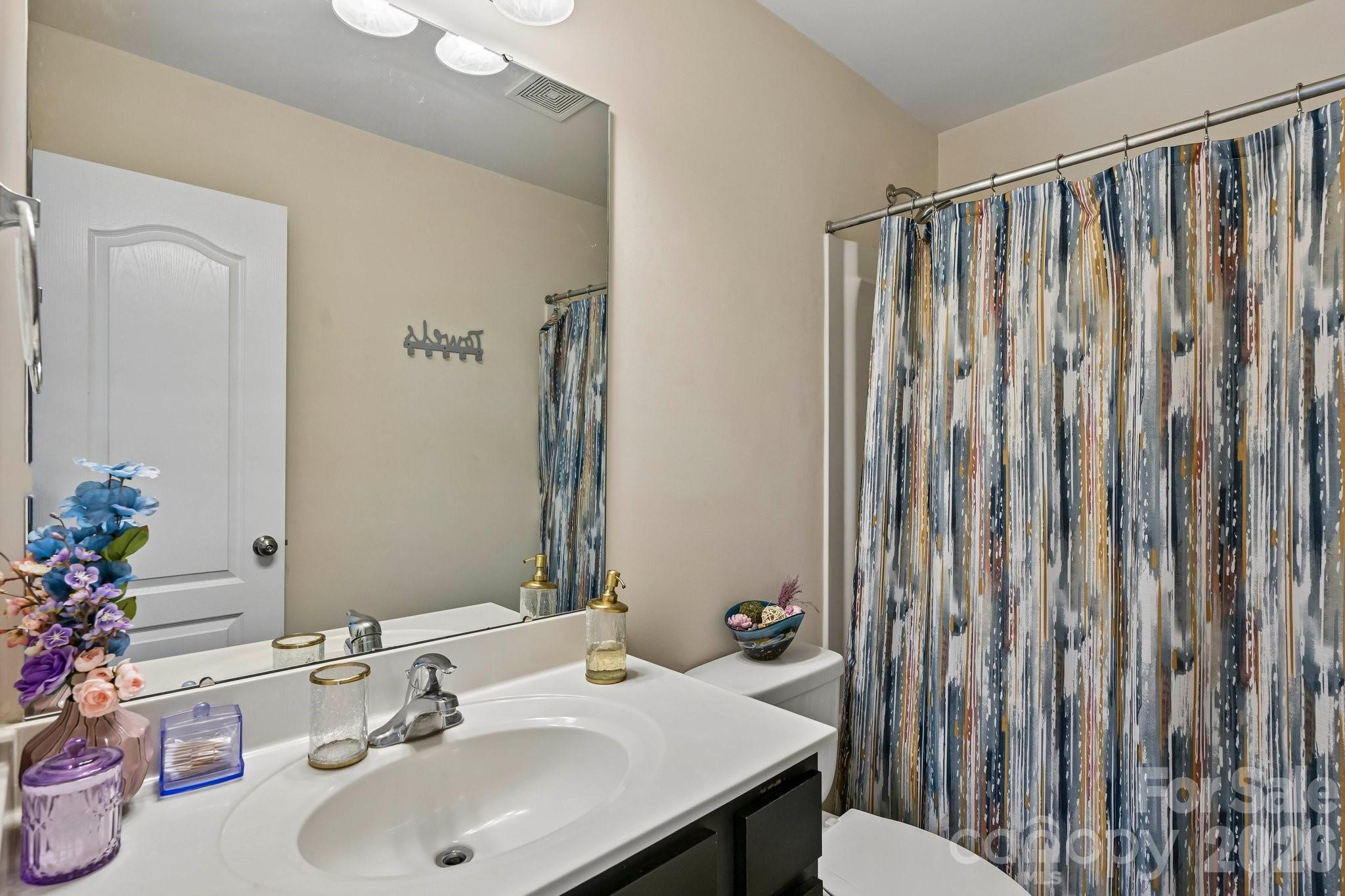 2206 Turtle Point Road — Charlotte