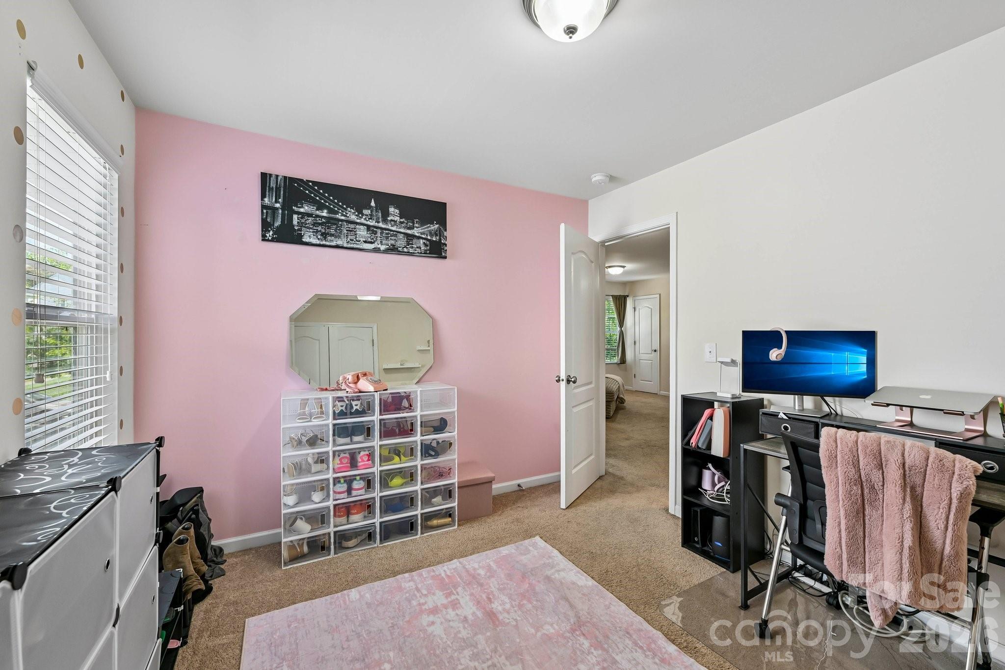 2206 Turtle Point Road — Charlotte