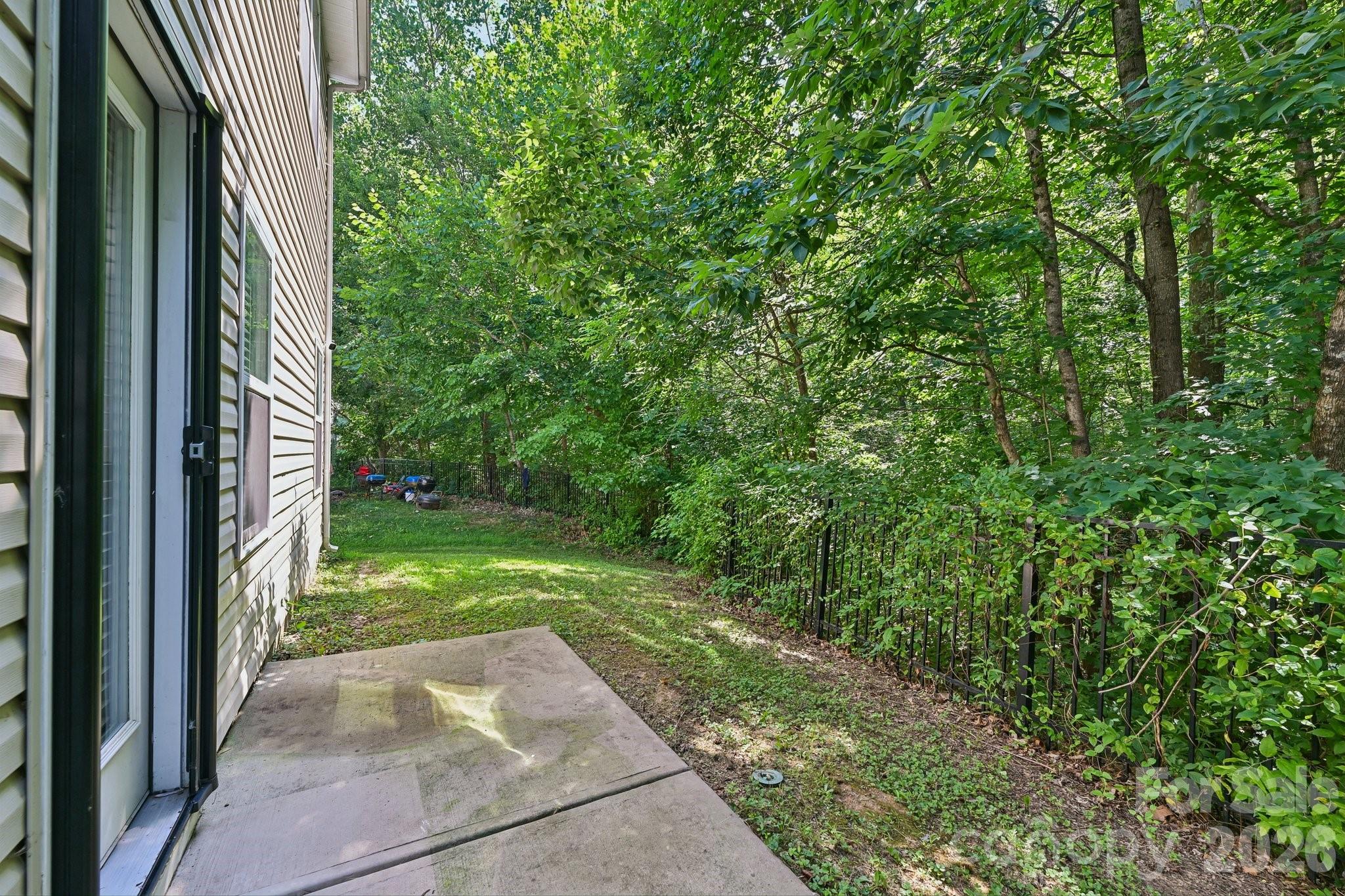 2206 Turtle Point Road — Charlotte