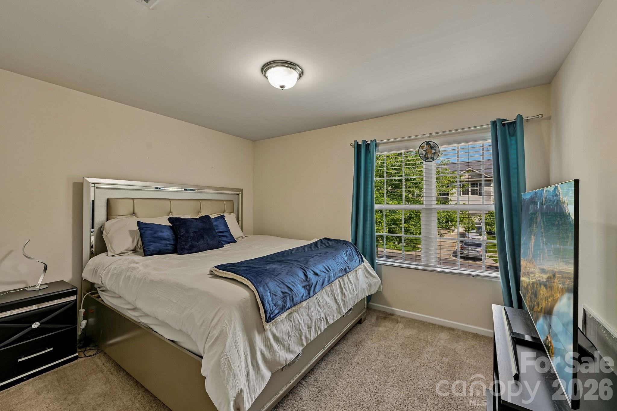 2206 Turtle Point Road — Charlotte