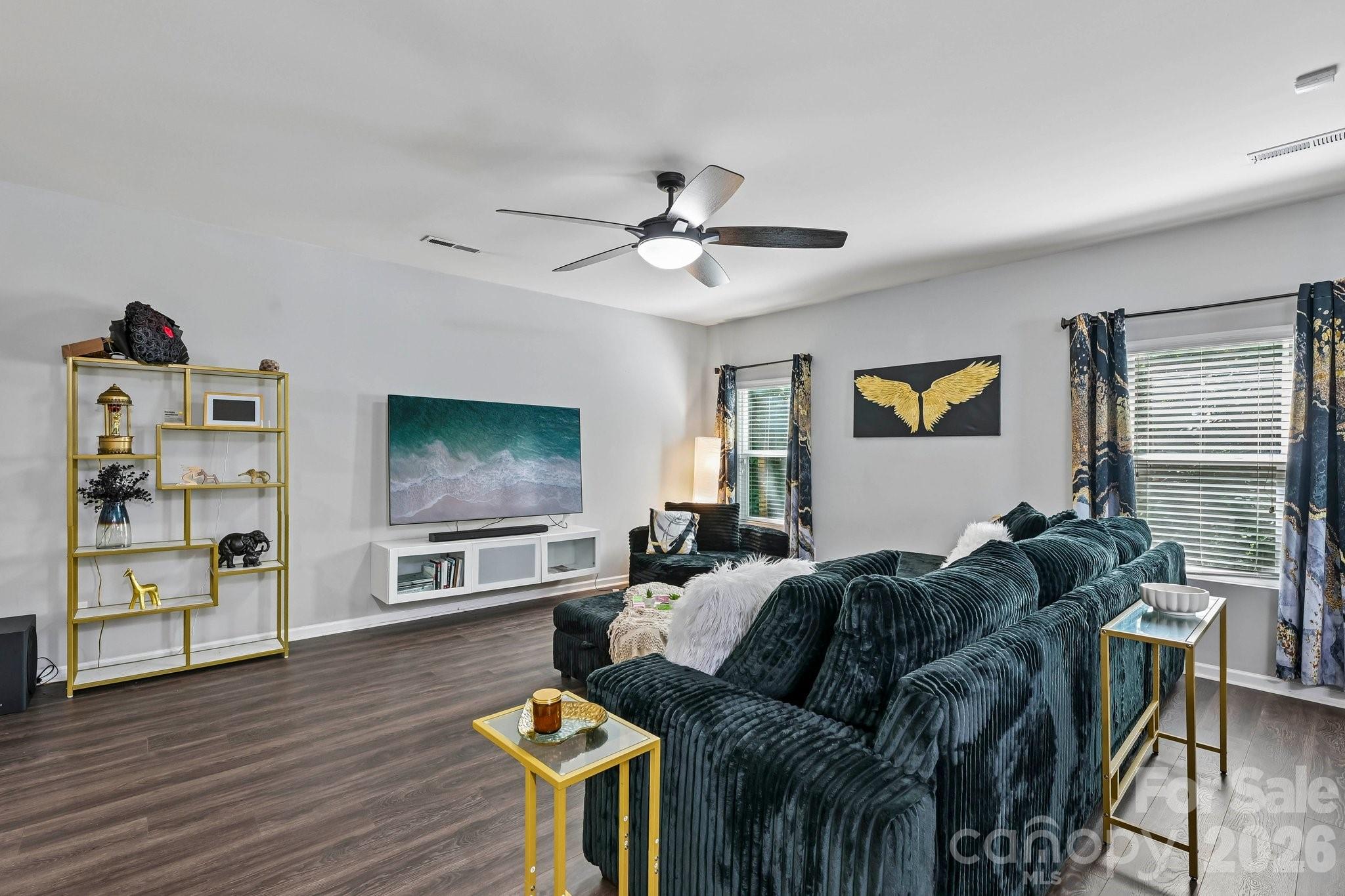 2206 Turtle Point Road — Charlotte