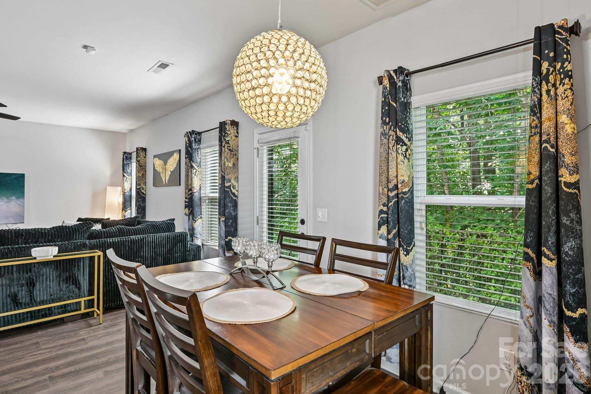 2206 Turtle Point Road — Charlotte