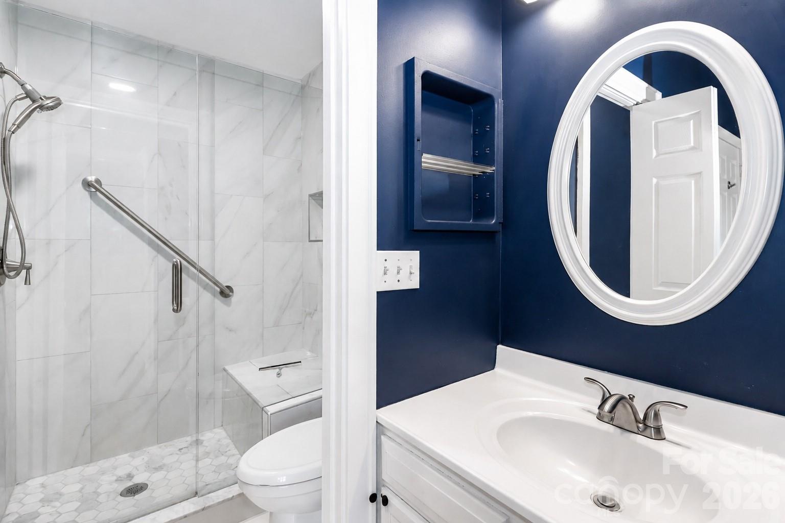 8157 Circle Tree Lane — Charlotte