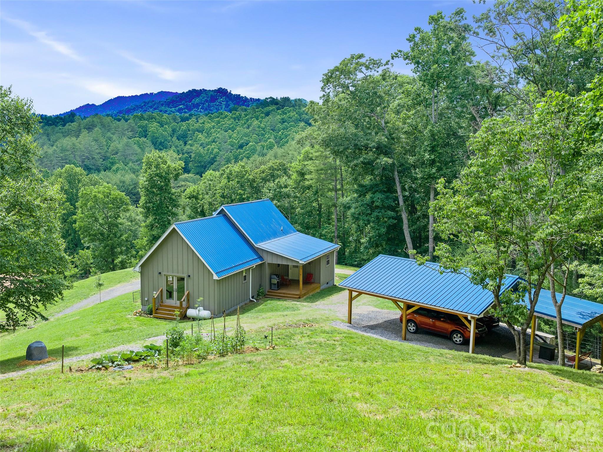 109 Tall Timber Lane — Green Mountain