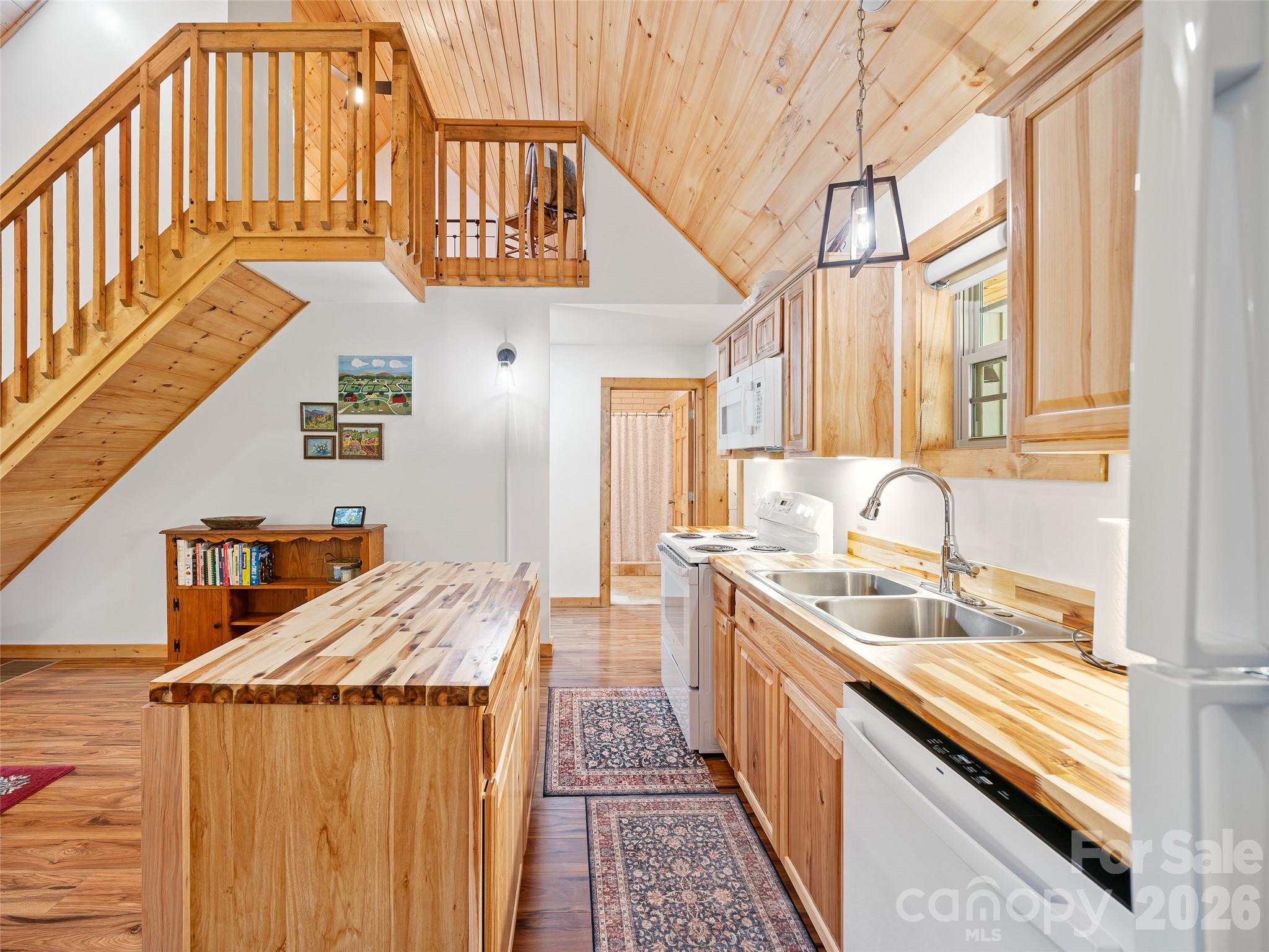 109 Tall Timber Lane — Green Mountain