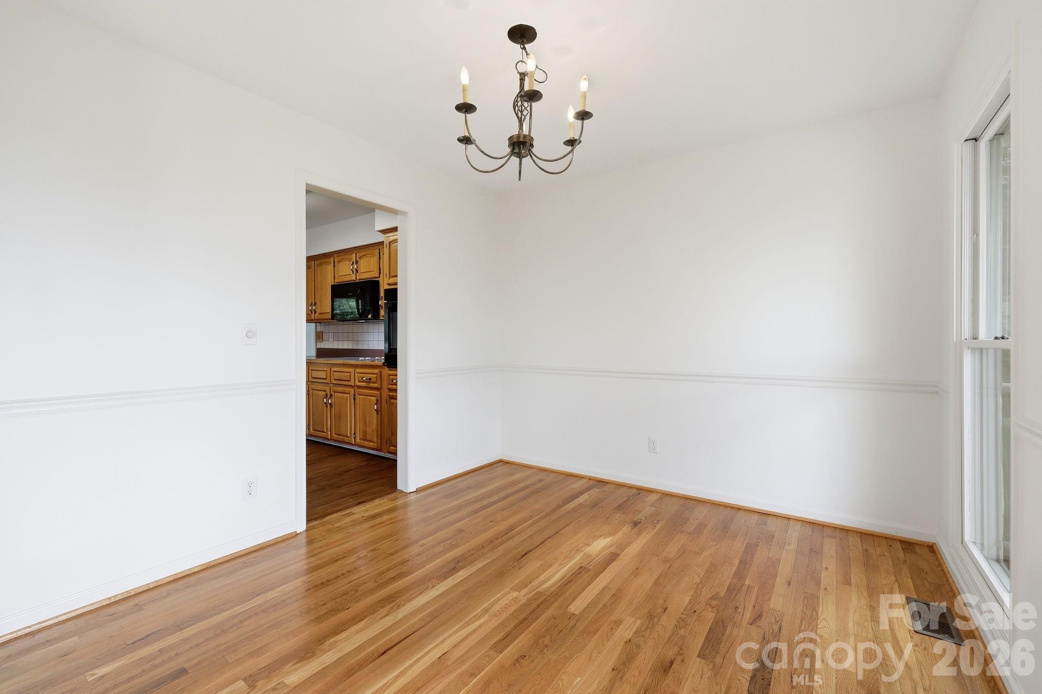 1091 WINDSWEPT RIDGE Road — Marshall