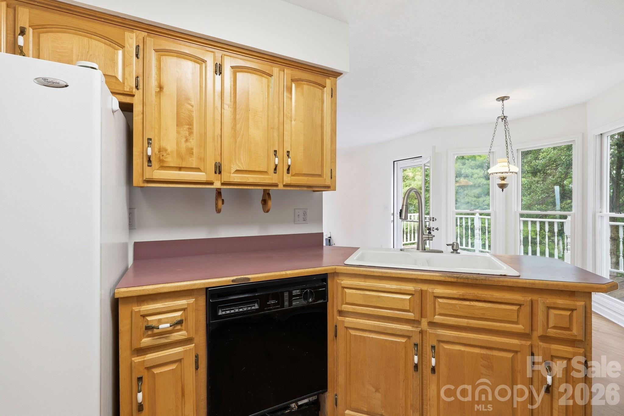 1091 WINDSWEPT RIDGE Road — Marshall