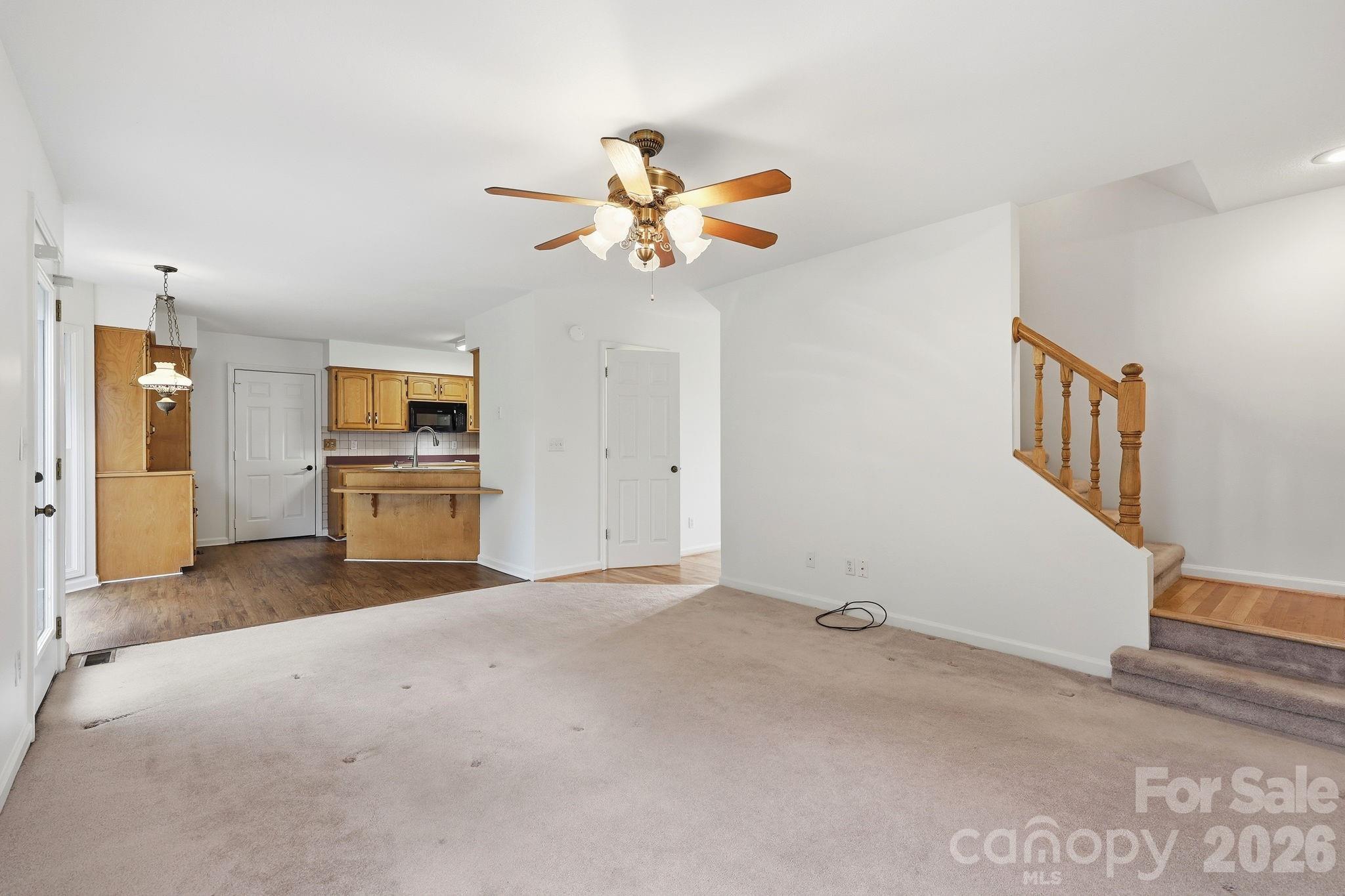 1091 WINDSWEPT RIDGE Road — Marshall