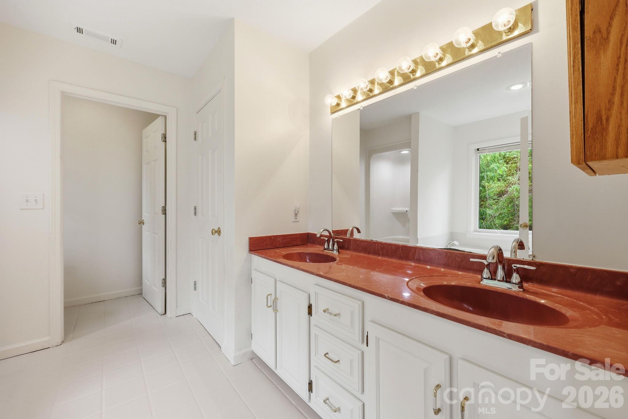 1091 WINDSWEPT RIDGE Road — Marshall