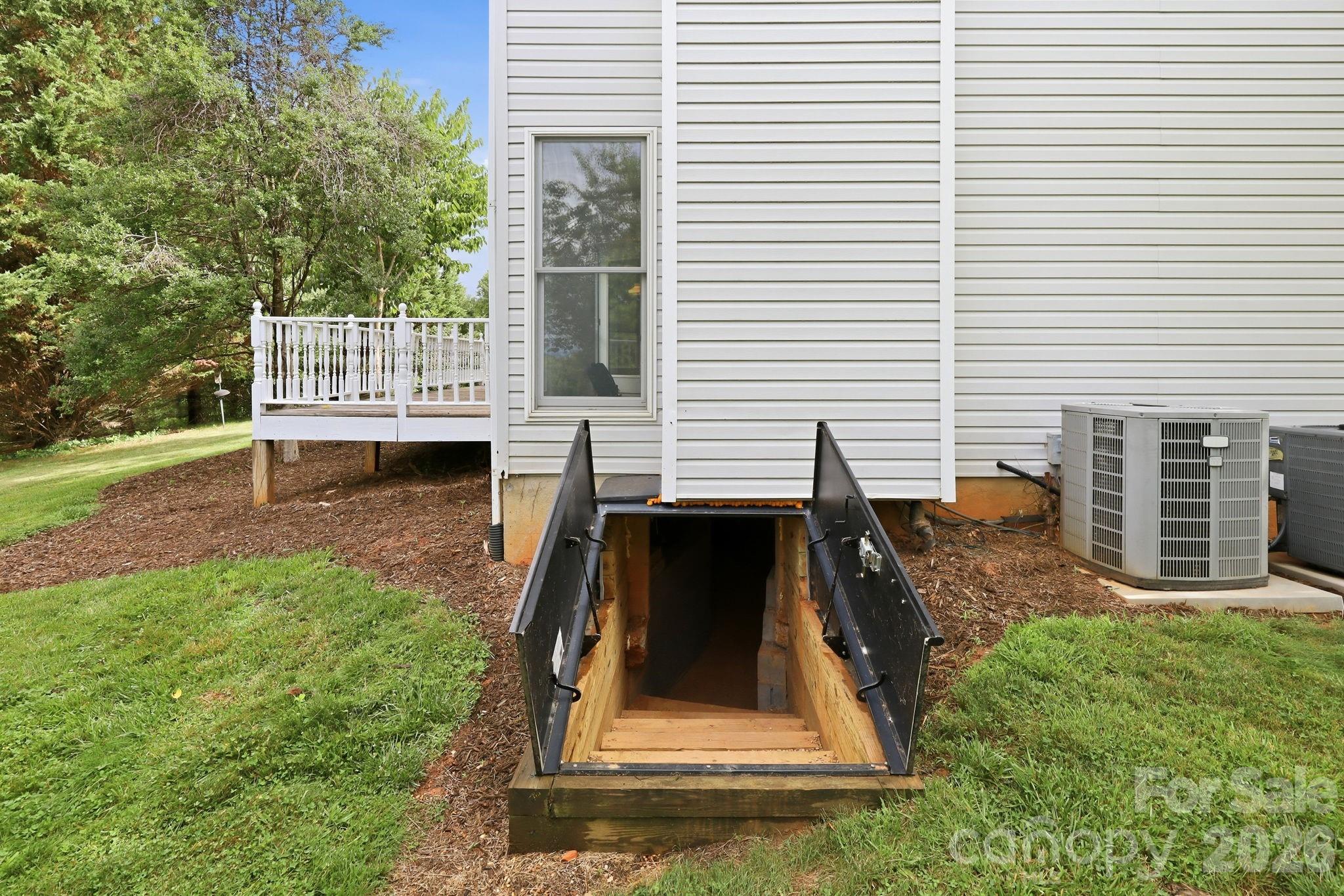 1091 WINDSWEPT RIDGE Road — Marshall
