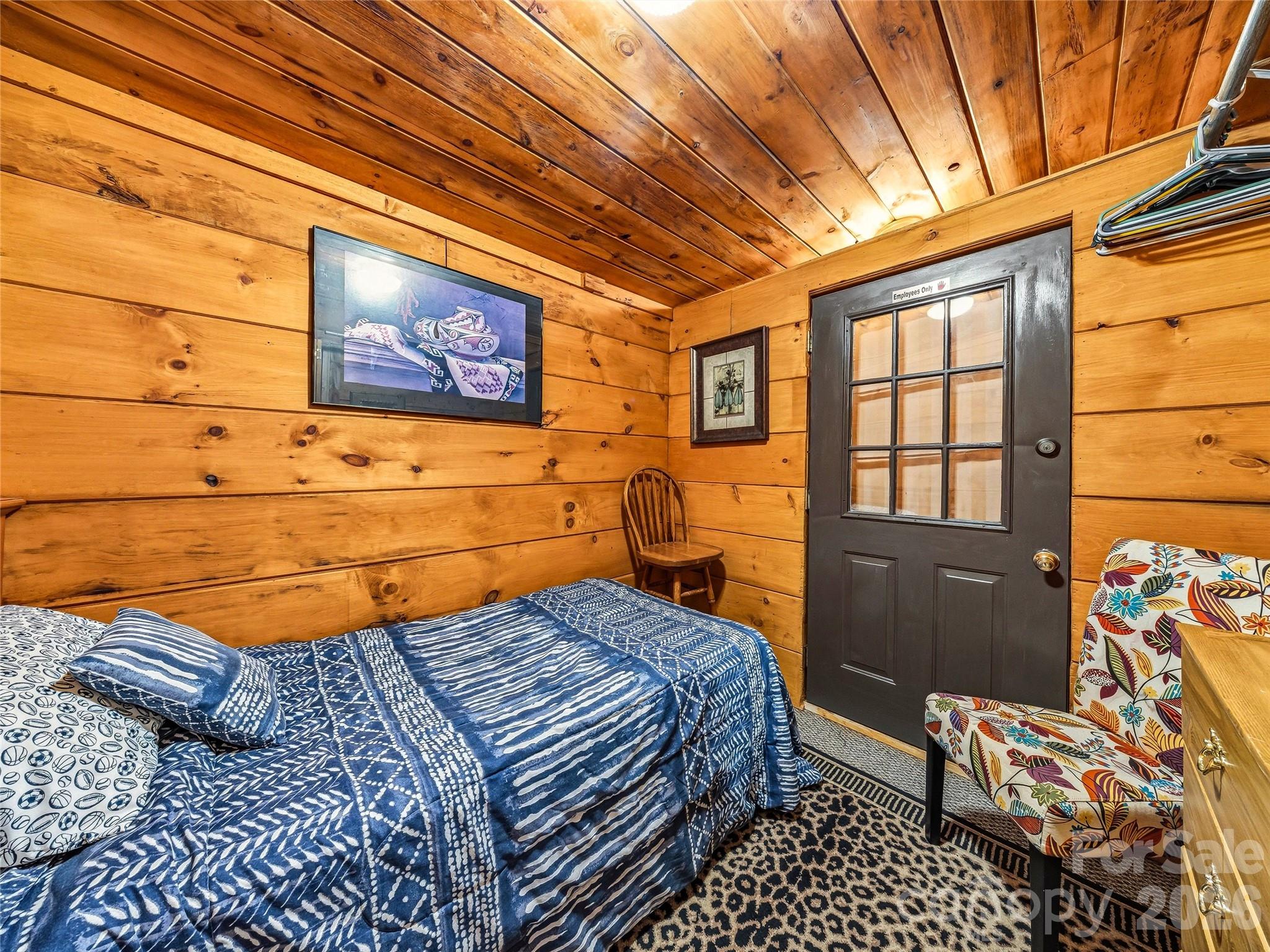 1002 C C Road — Rutherfordton