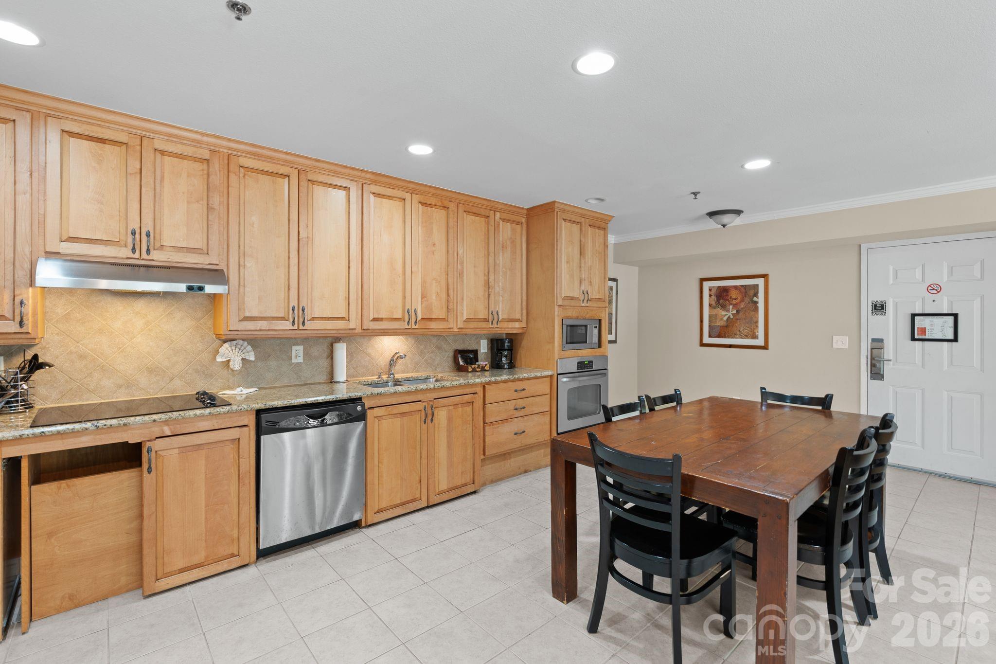 201 Bowling Park Road — Asheville