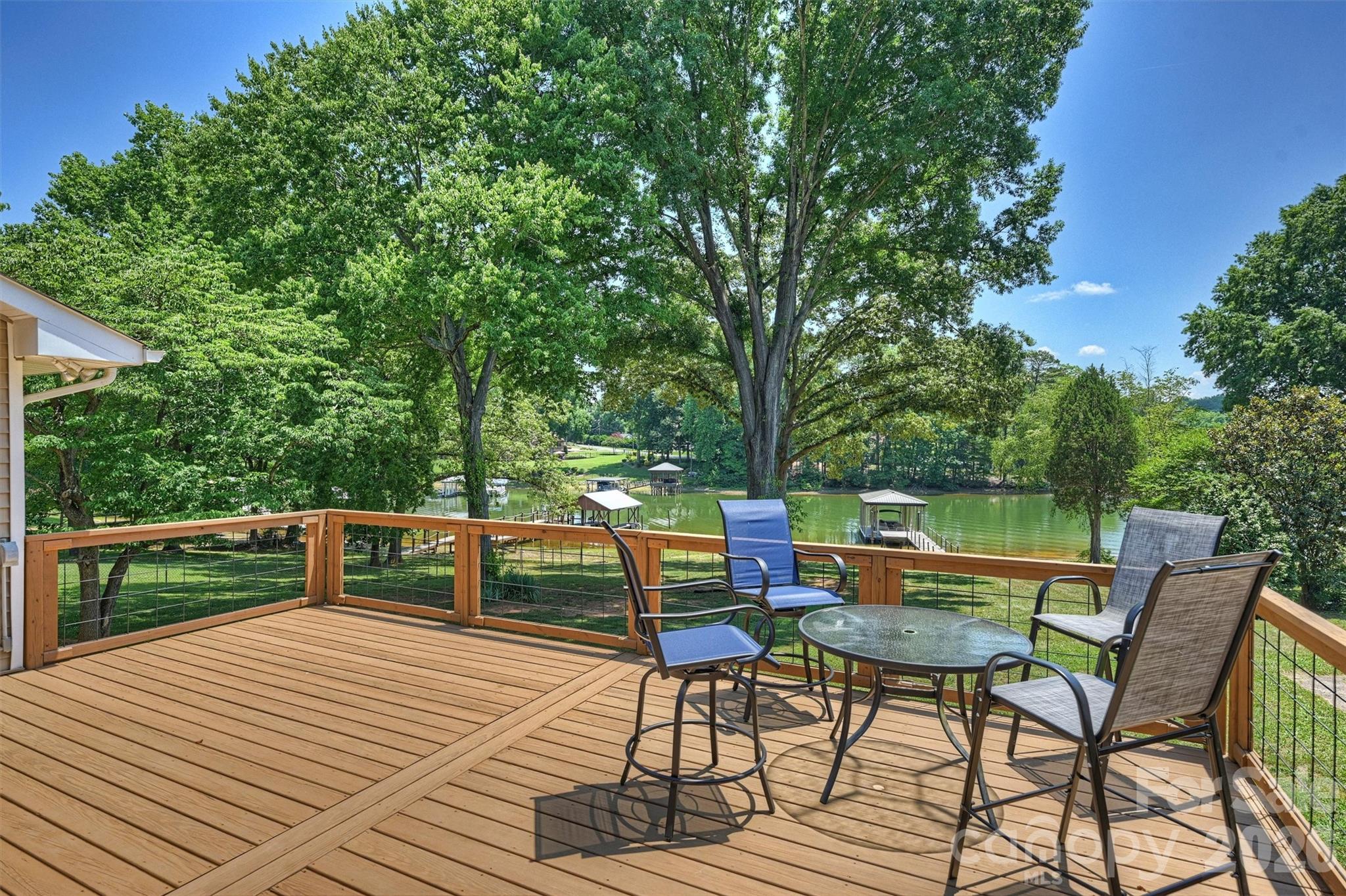 113 Skippers Cove Lane — Troutman