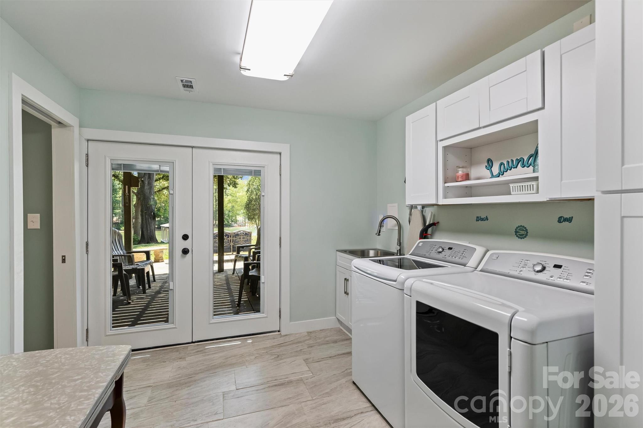 113 Skippers Cove Lane — Troutman
