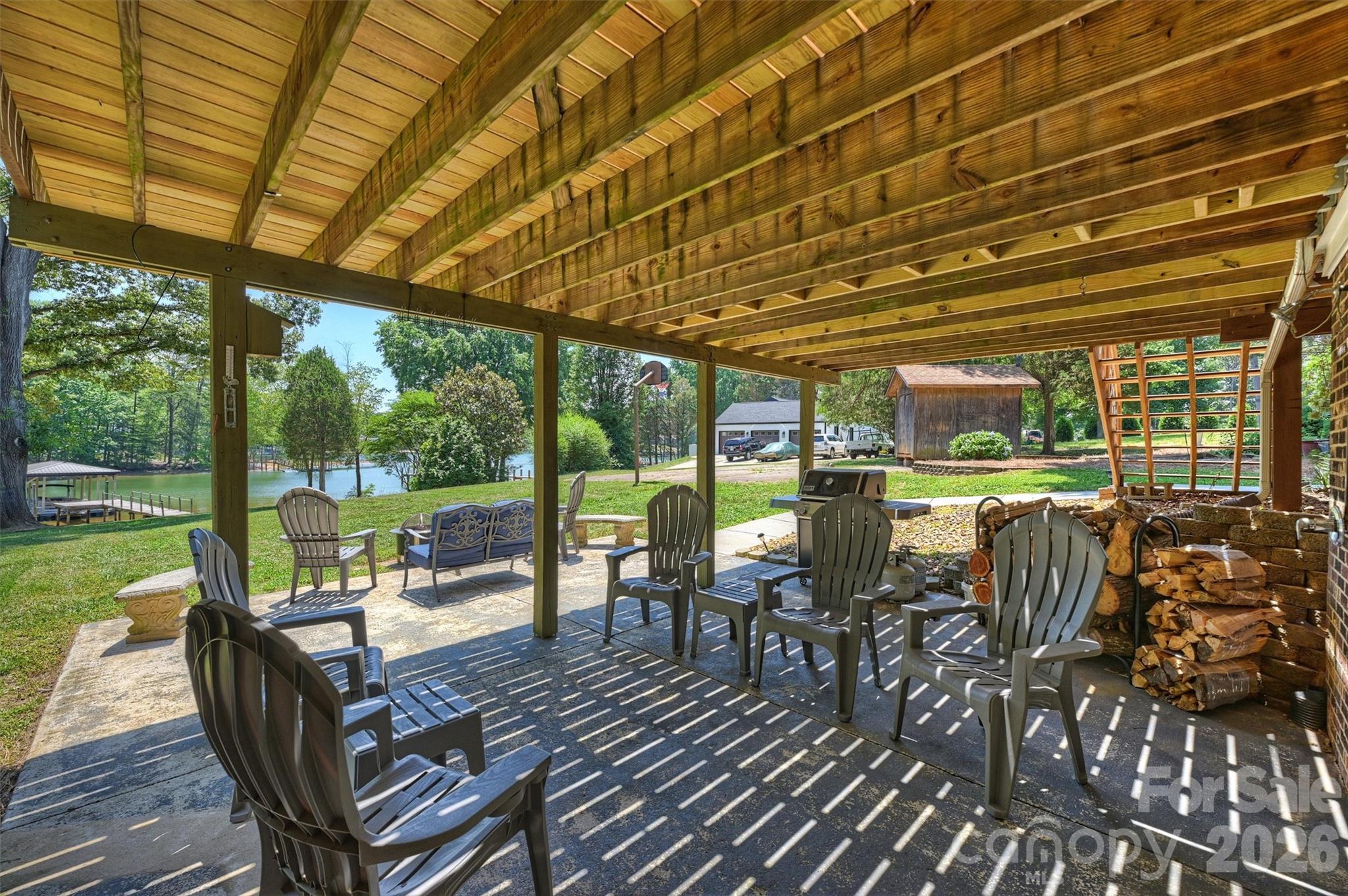113 Skippers Cove Lane — Troutman