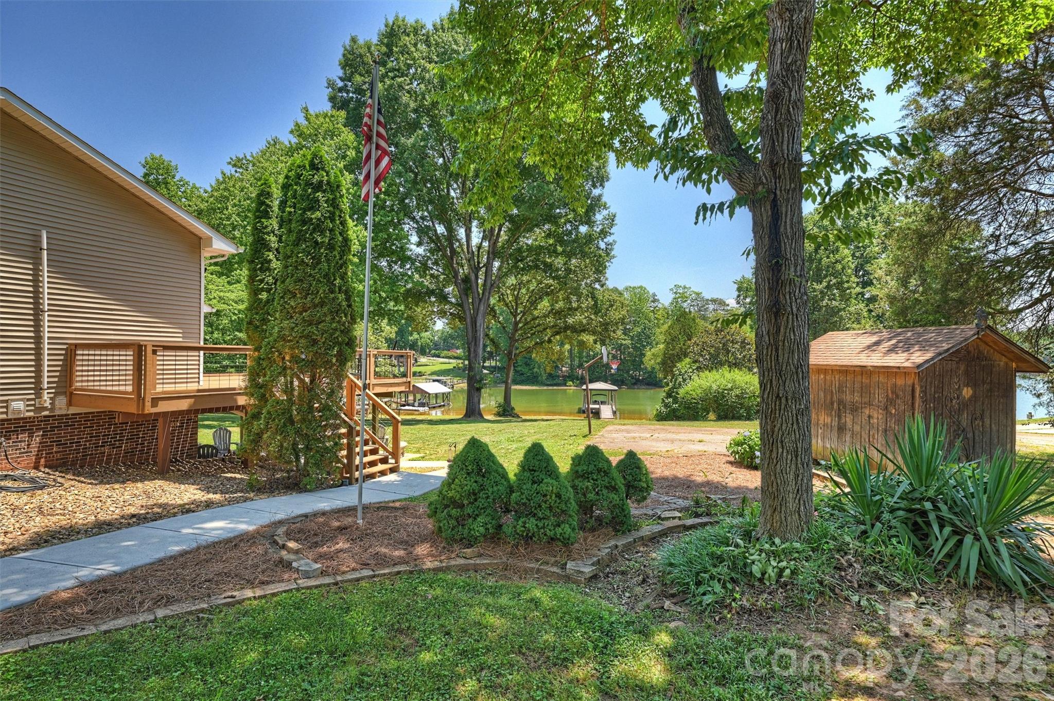 113 Skippers Cove Lane — Troutman
