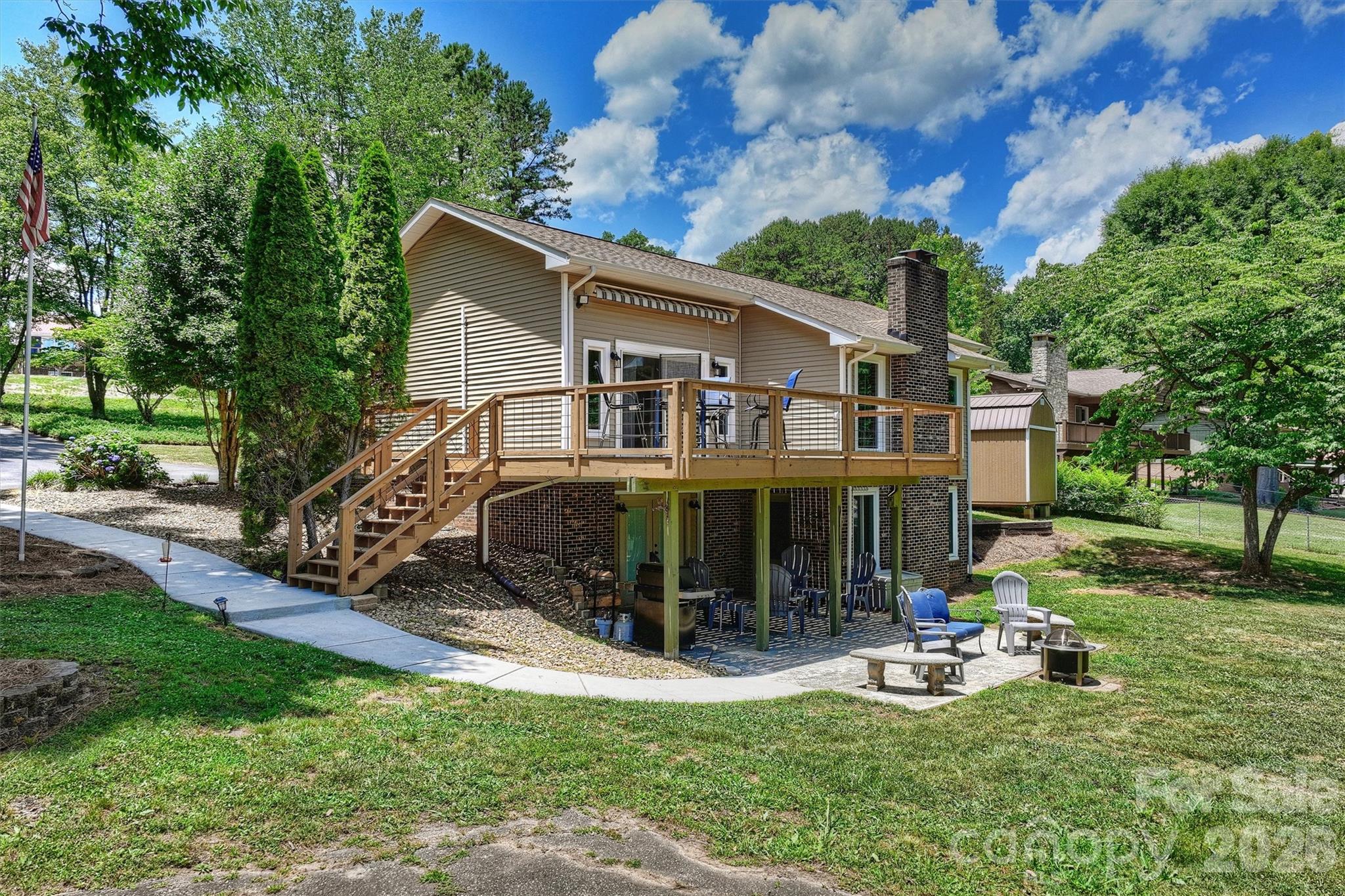 113 Skippers Cove Lane — Troutman