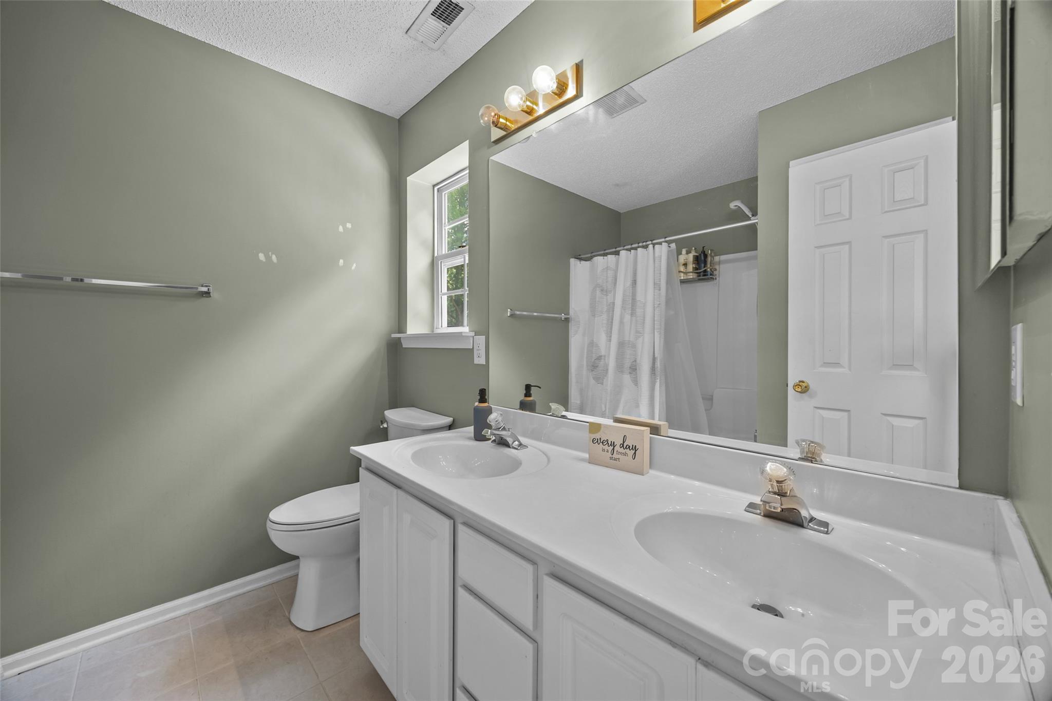15066 Deshler Court — Charlotte