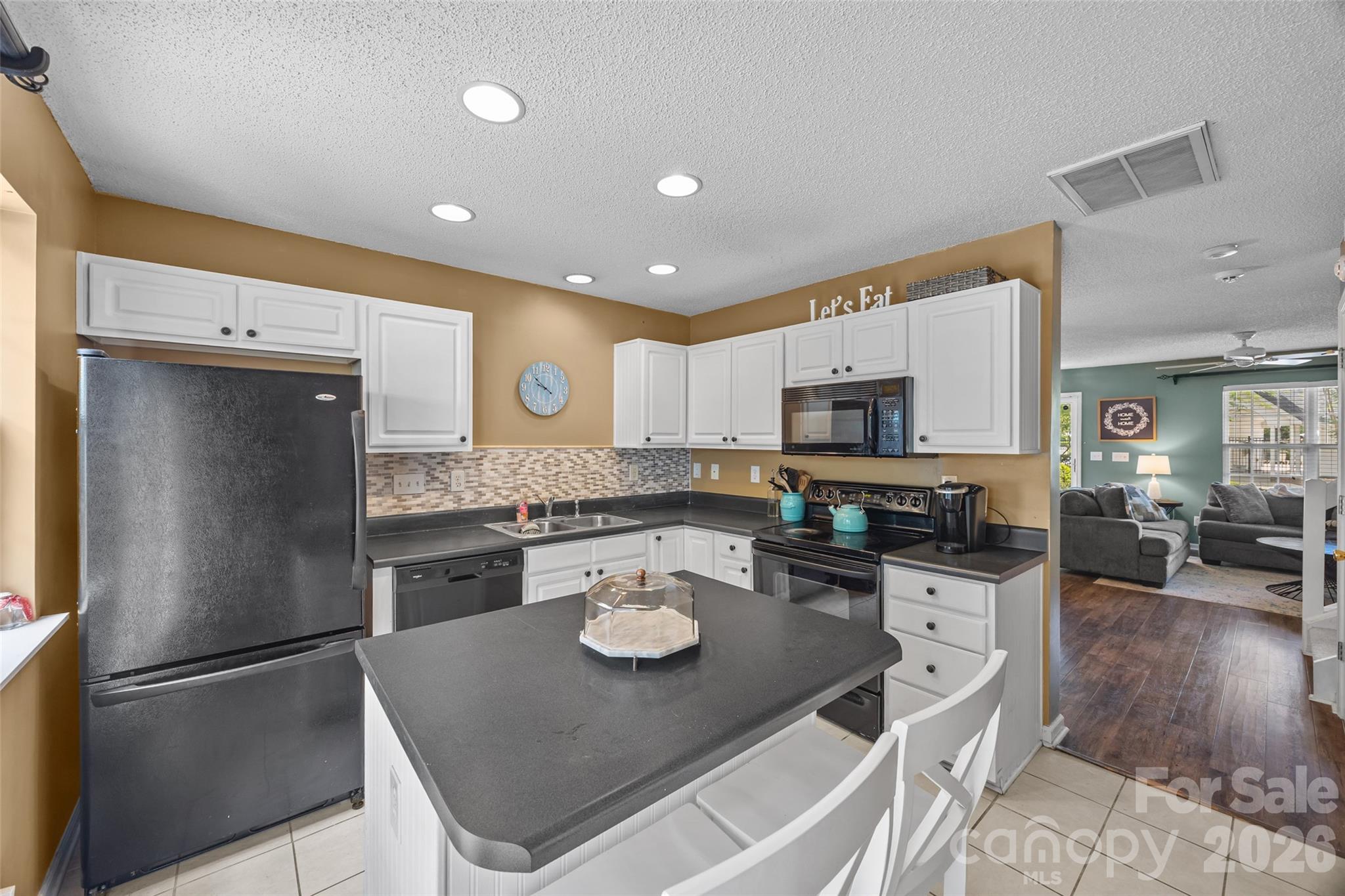 15066 Deshler Court — Charlotte