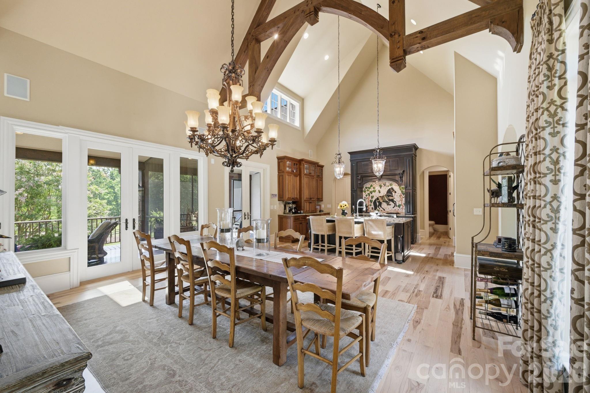 8528 Waxhaw Creek Road — Waxhaw
