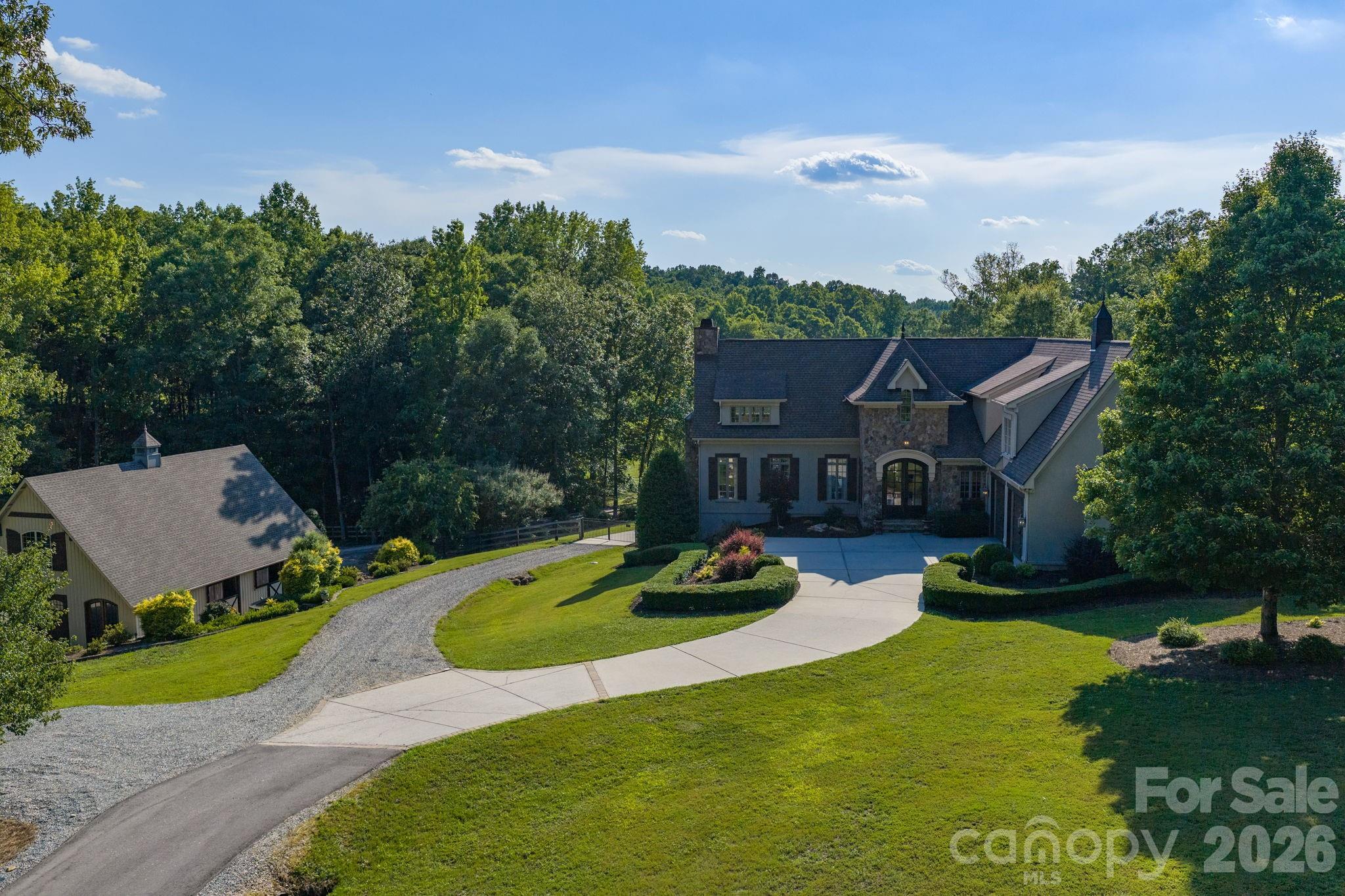 8528 Waxhaw Creek Road — Waxhaw