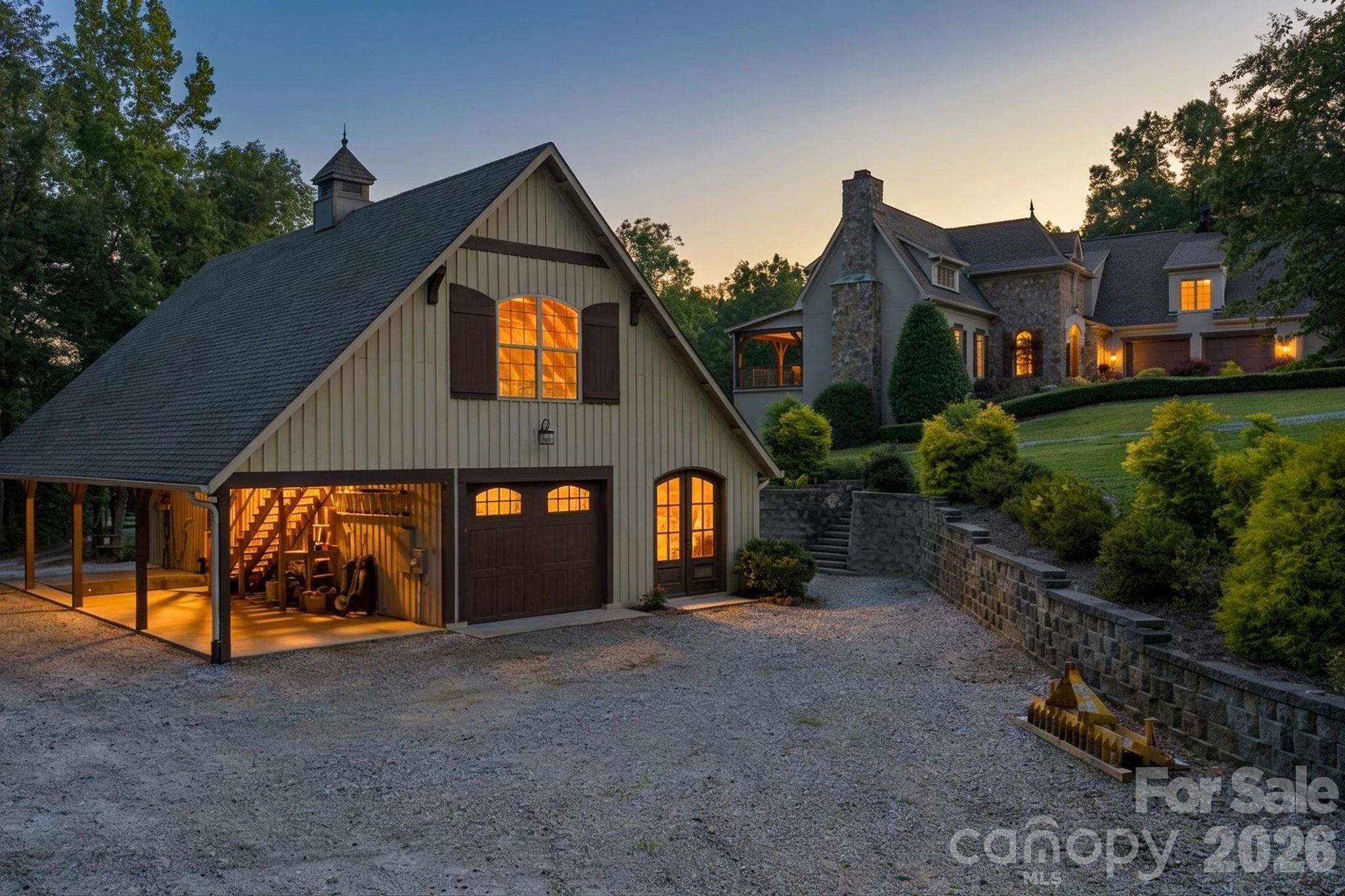 8528 Waxhaw Creek Road — Waxhaw