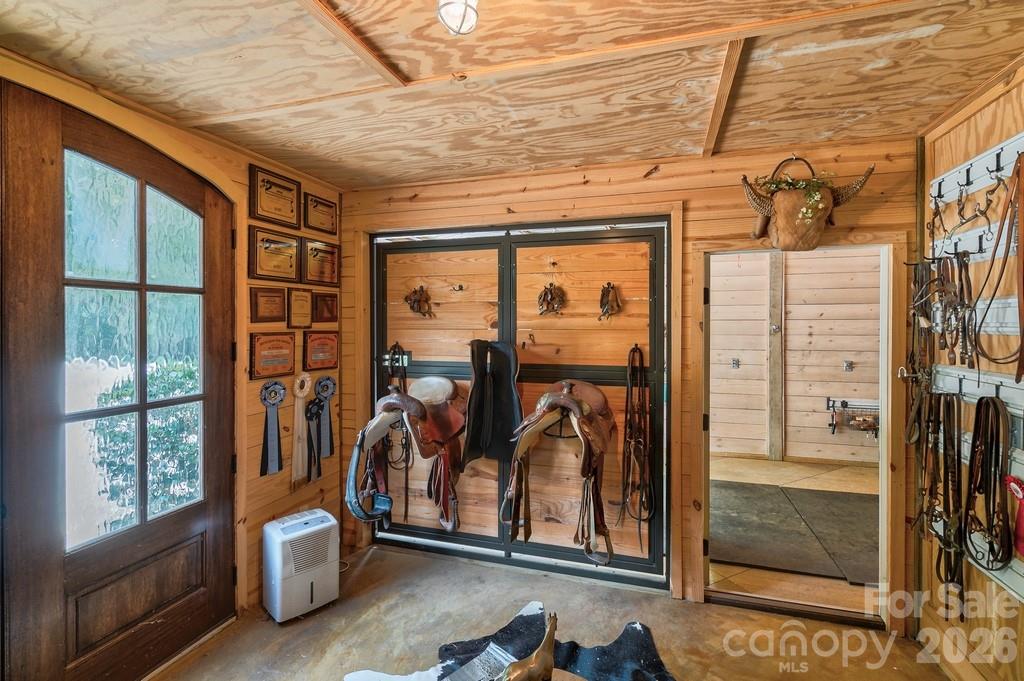 8528 Waxhaw Creek Road — Waxhaw