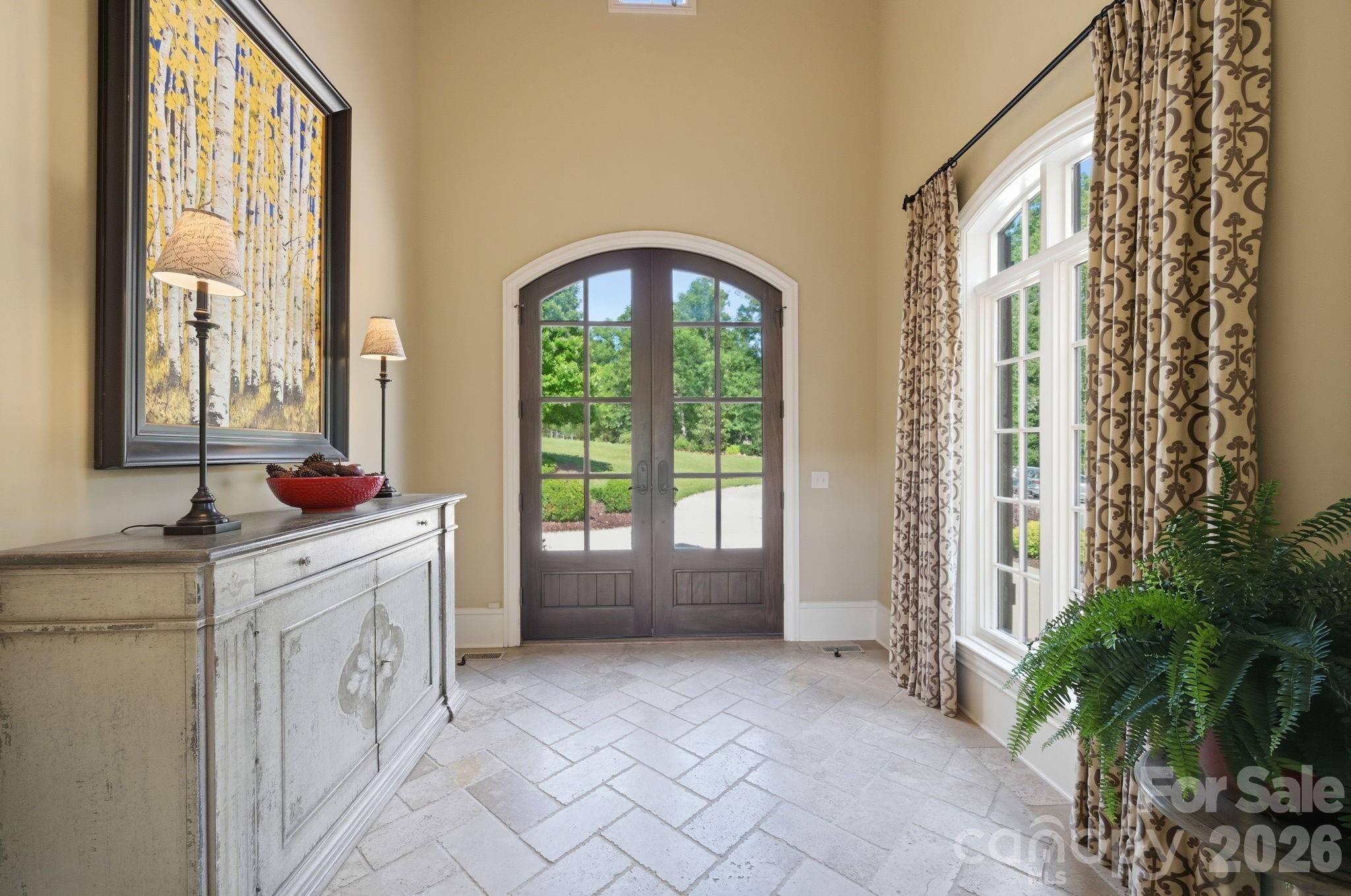 8528 Waxhaw Creek Road — Waxhaw