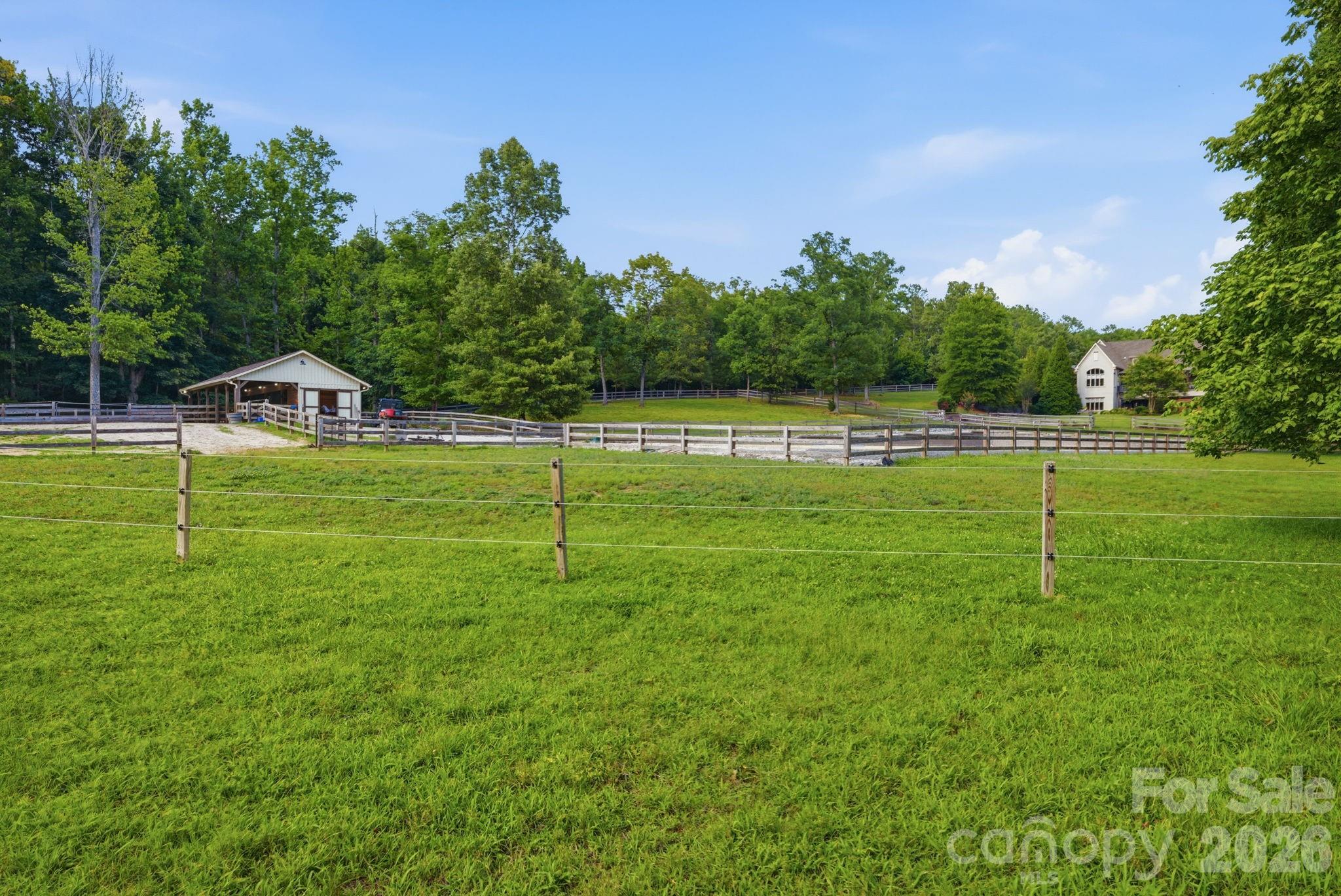 8528 Waxhaw Creek Road — Waxhaw