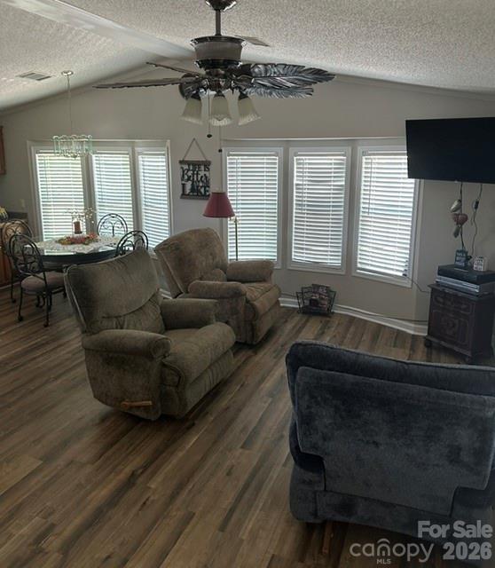 143 Cardinal Drive #564 — New London
