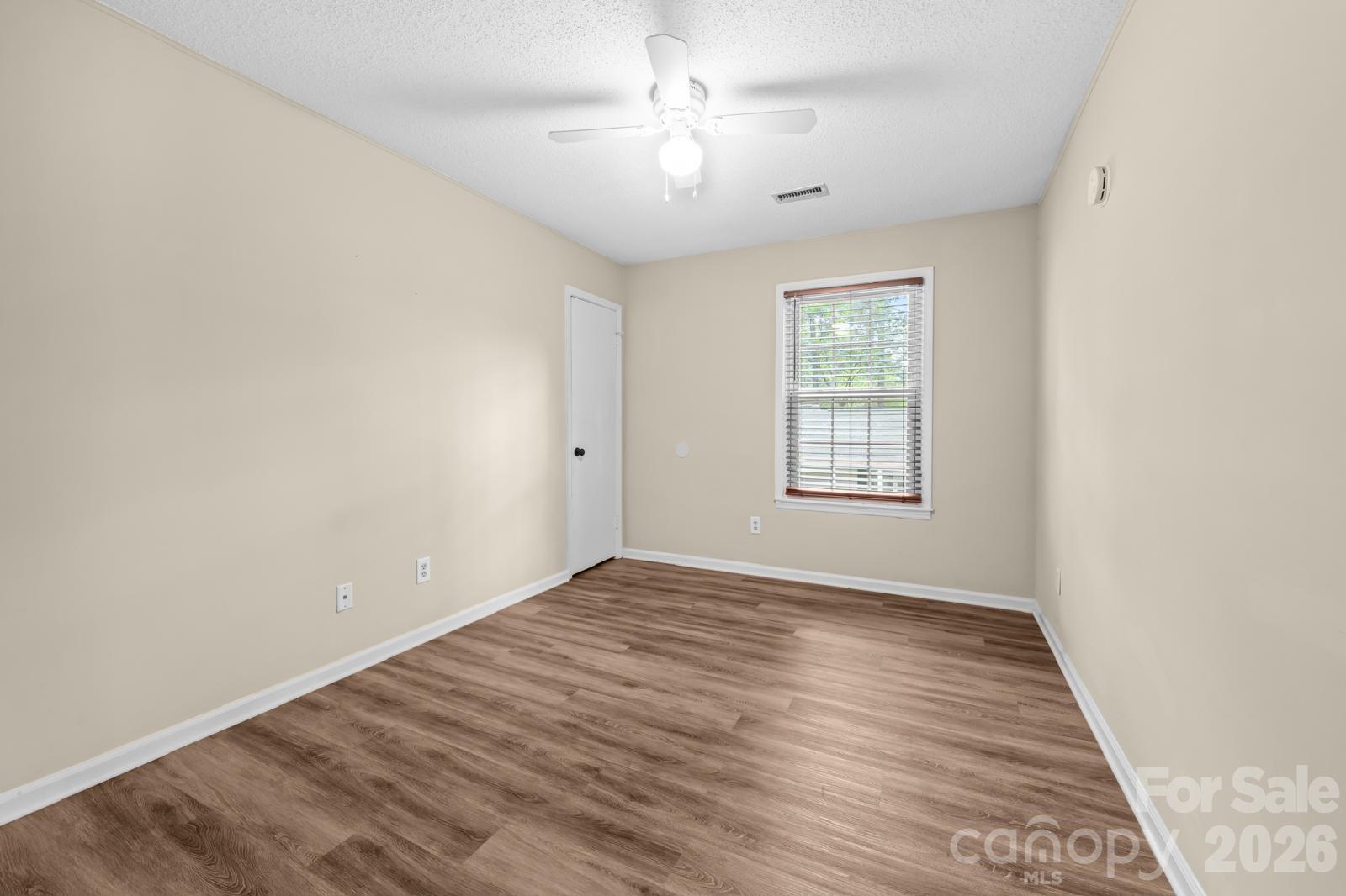 8521 Castle Pine Court — Charlotte
