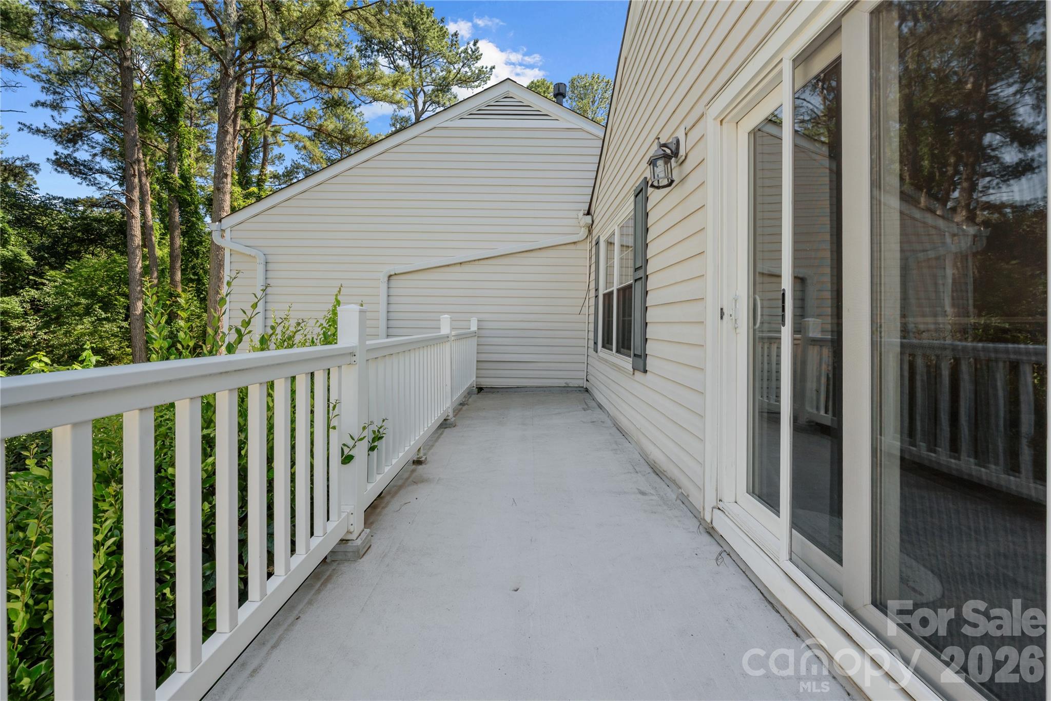 8521 Castle Pine Court — Charlotte